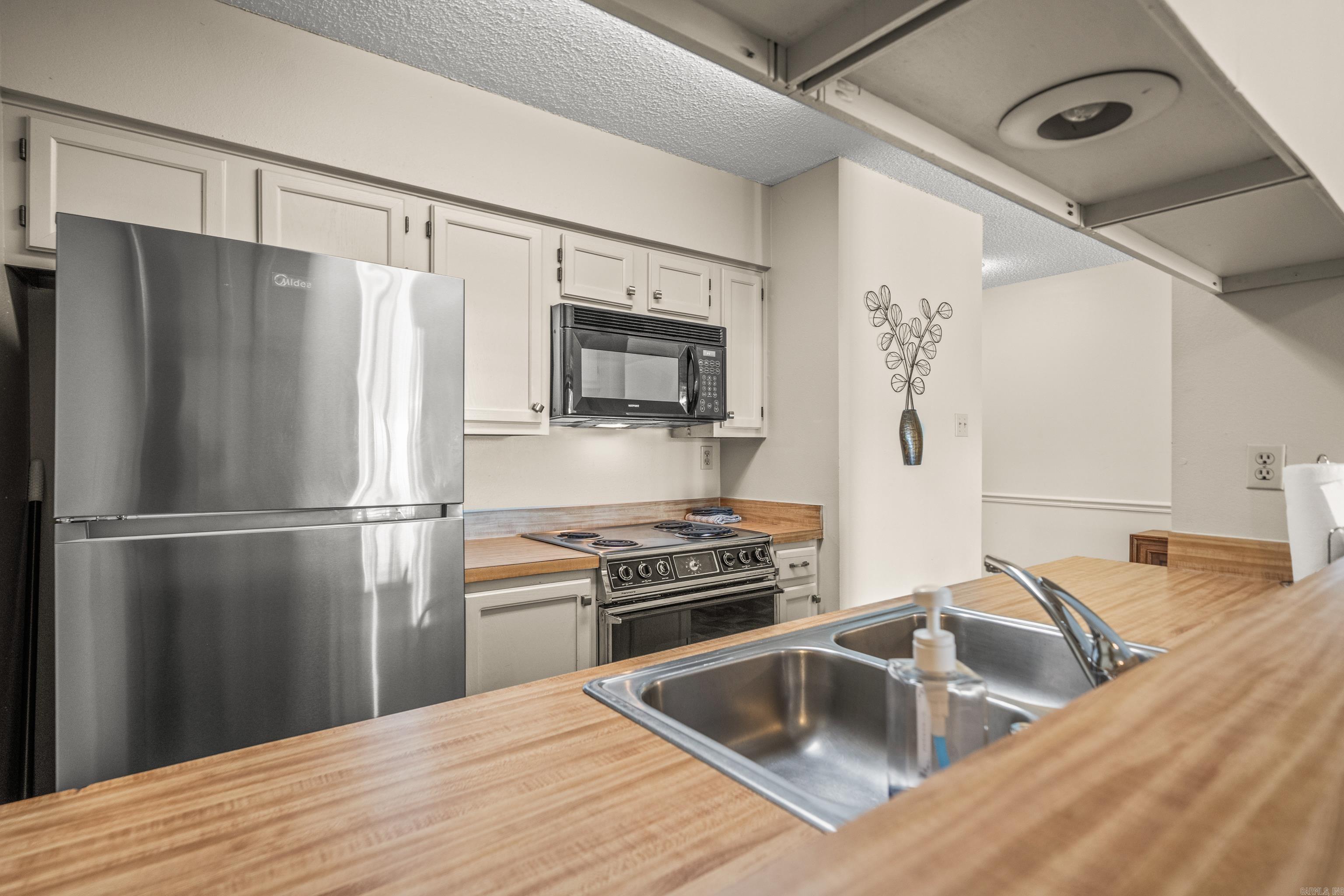 EMERALD ISLE HPR - Residential