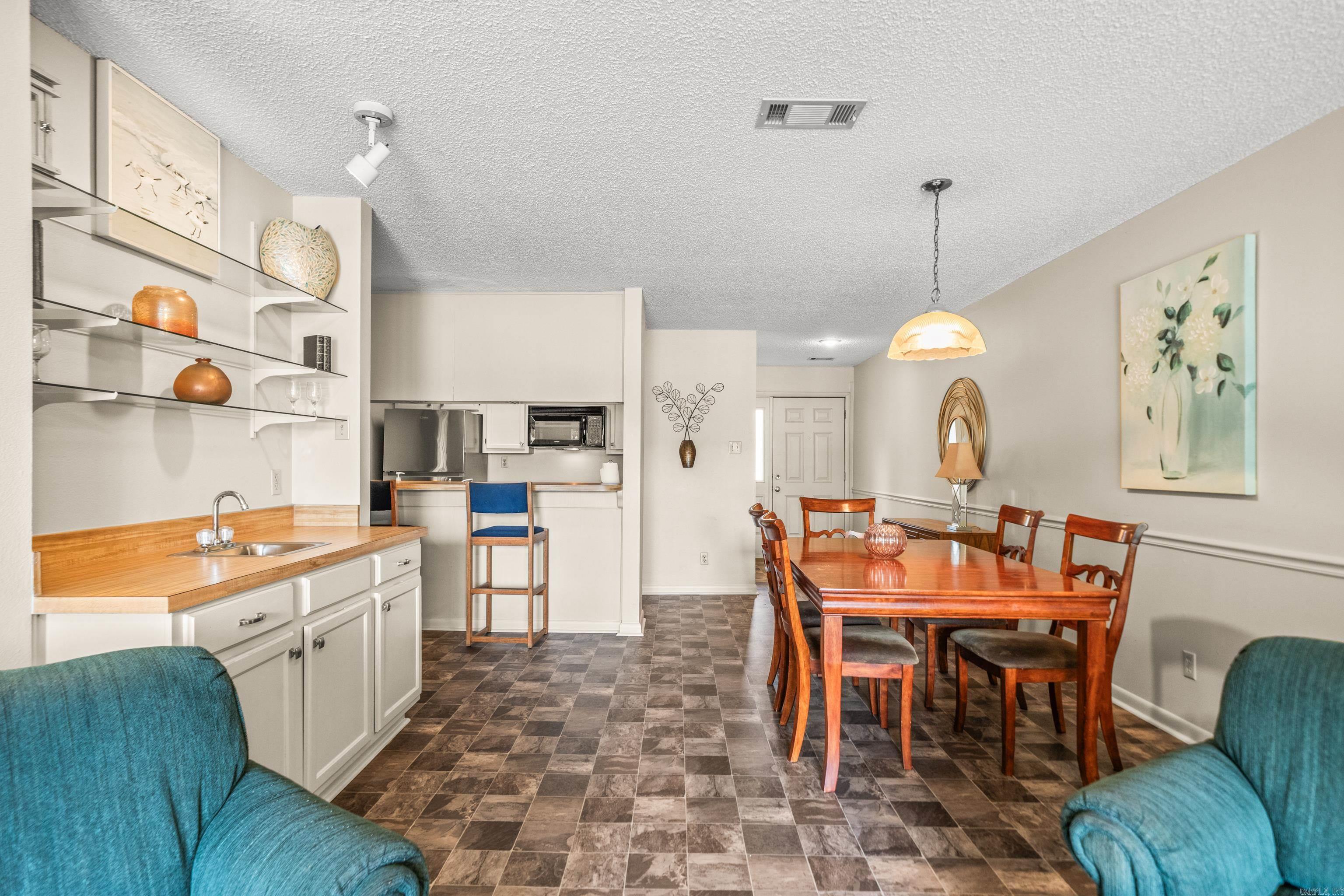 EMERALD ISLE HPR - Residential