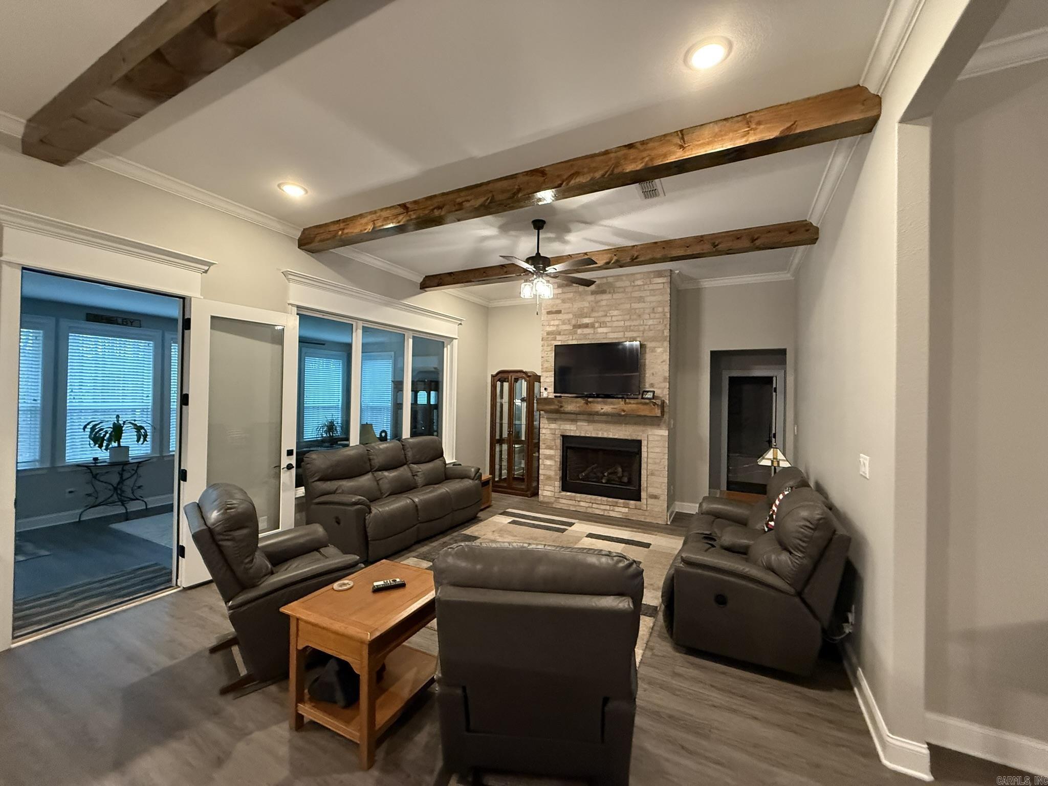 ALTA VISTA - Residential