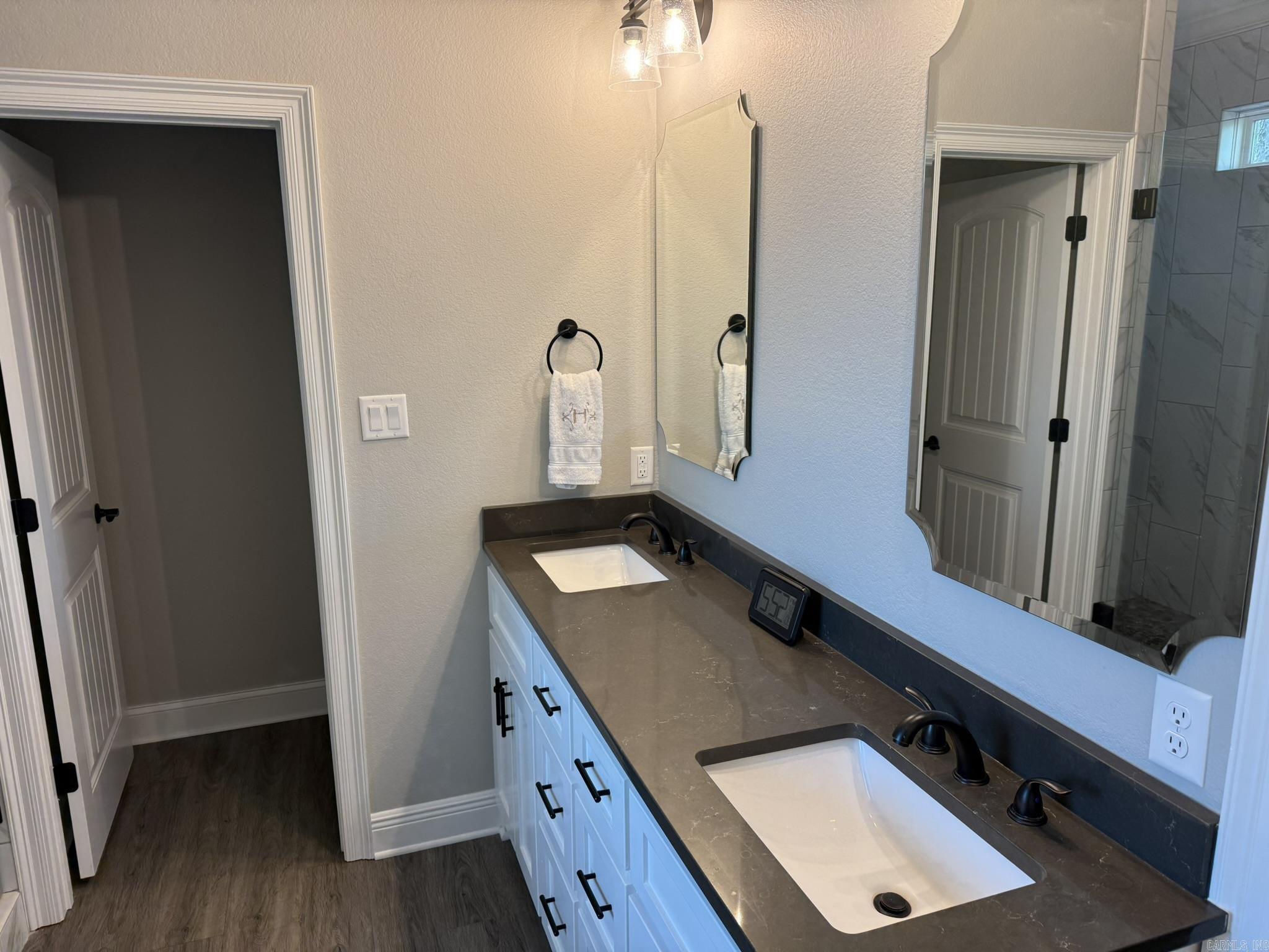 ALTA VISTA - Residential