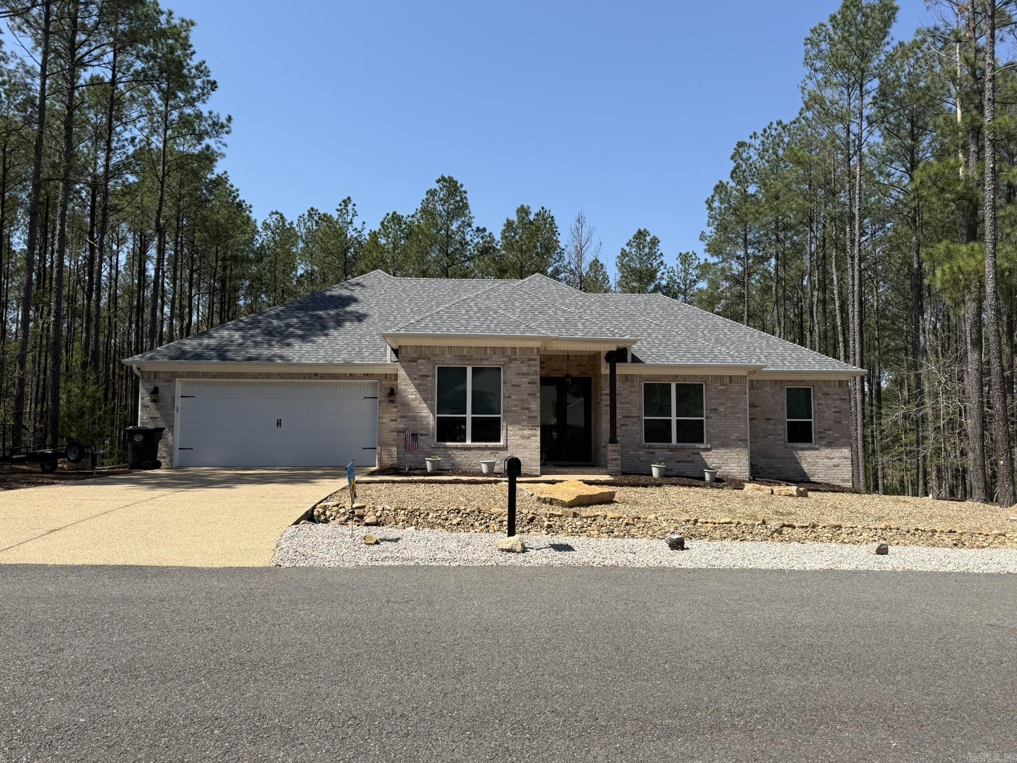 ALTA VISTA - Residential