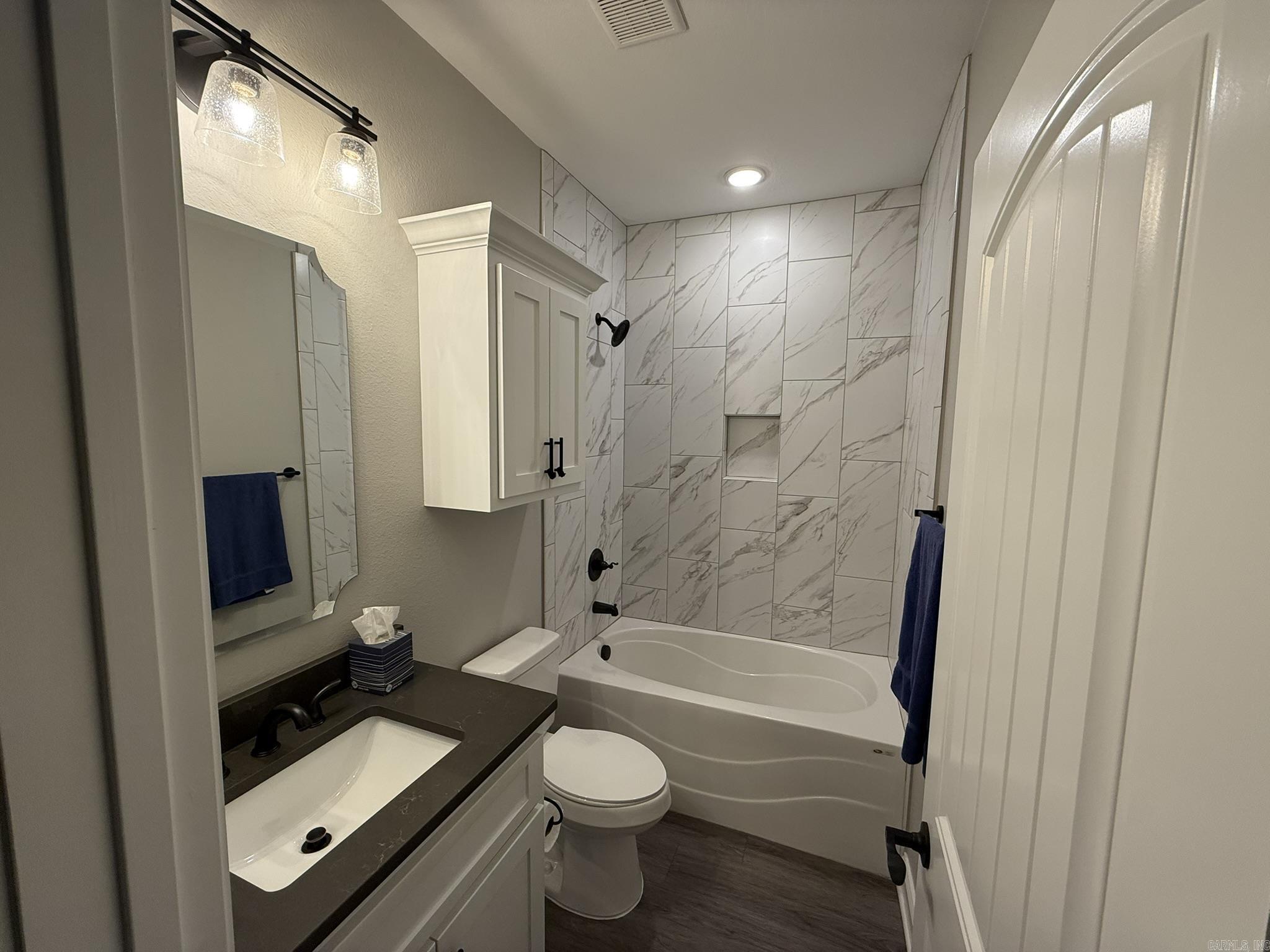 ALTA VISTA - Residential