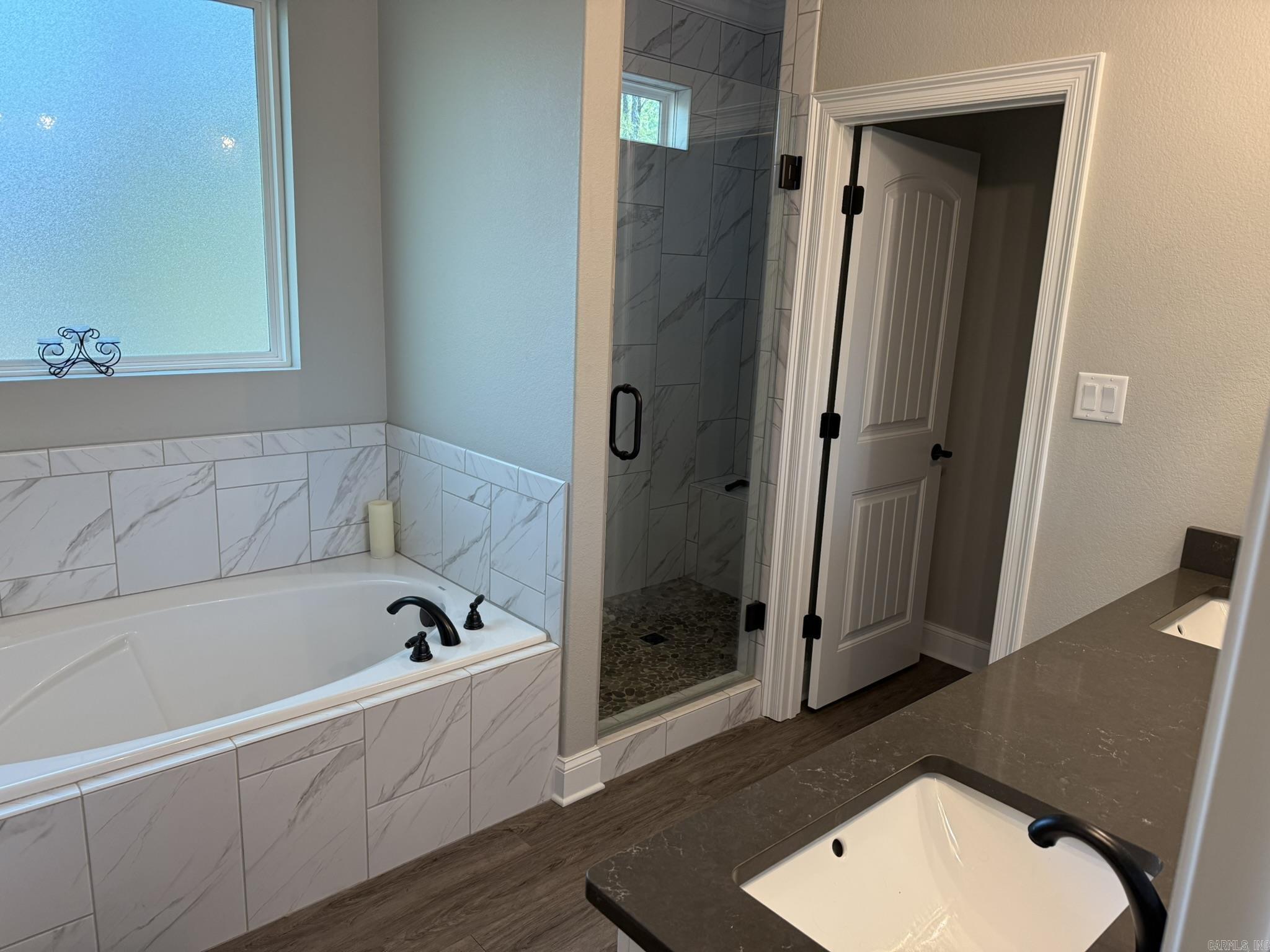 ALTA VISTA - Residential