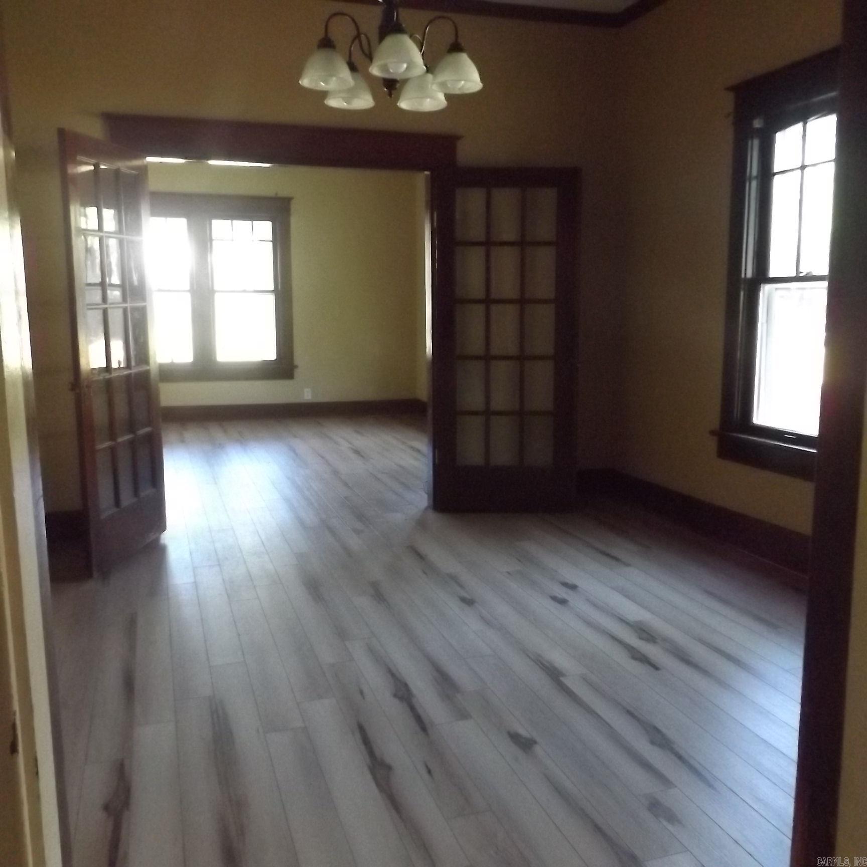 BRADLEY - Residential