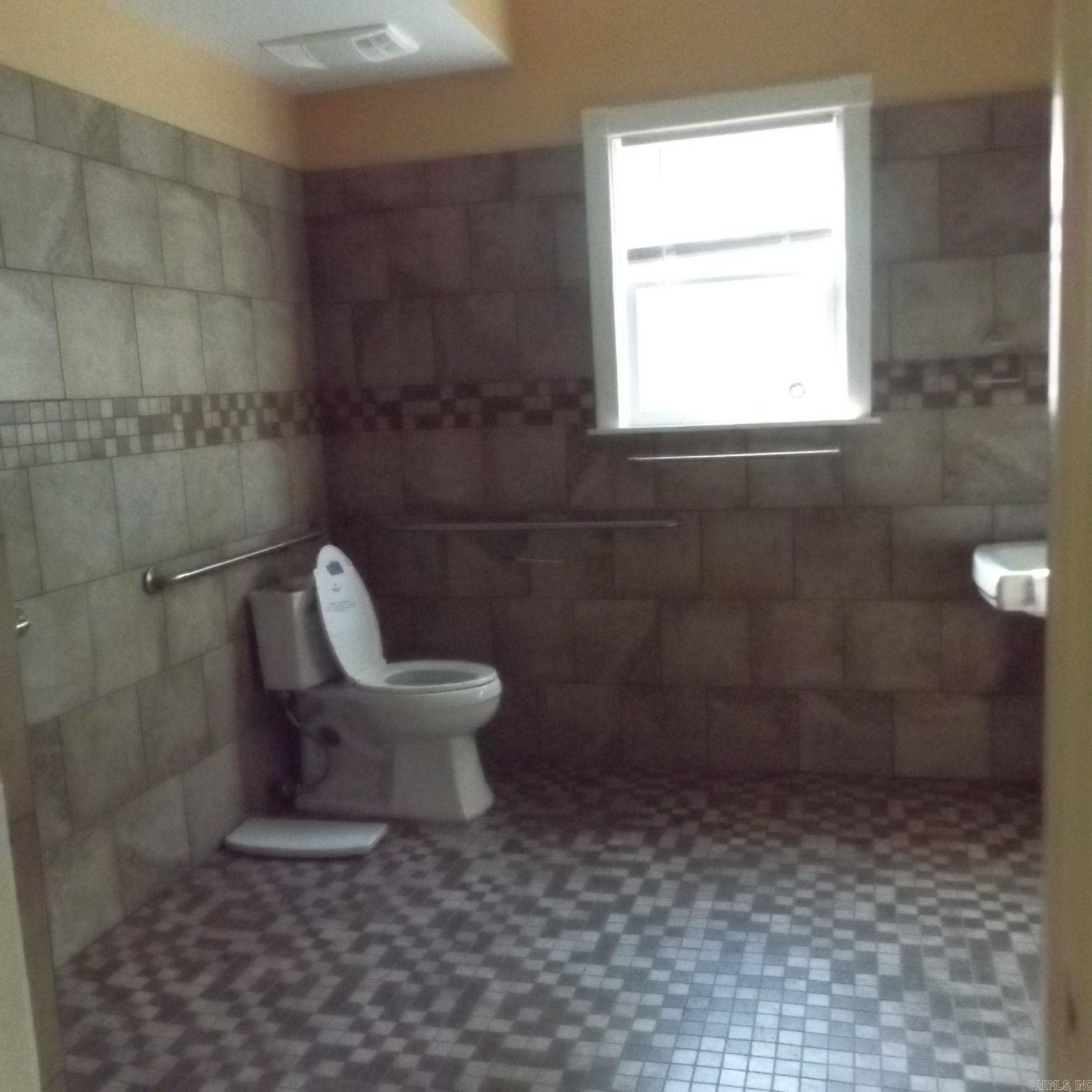 BRADLEY - Residential