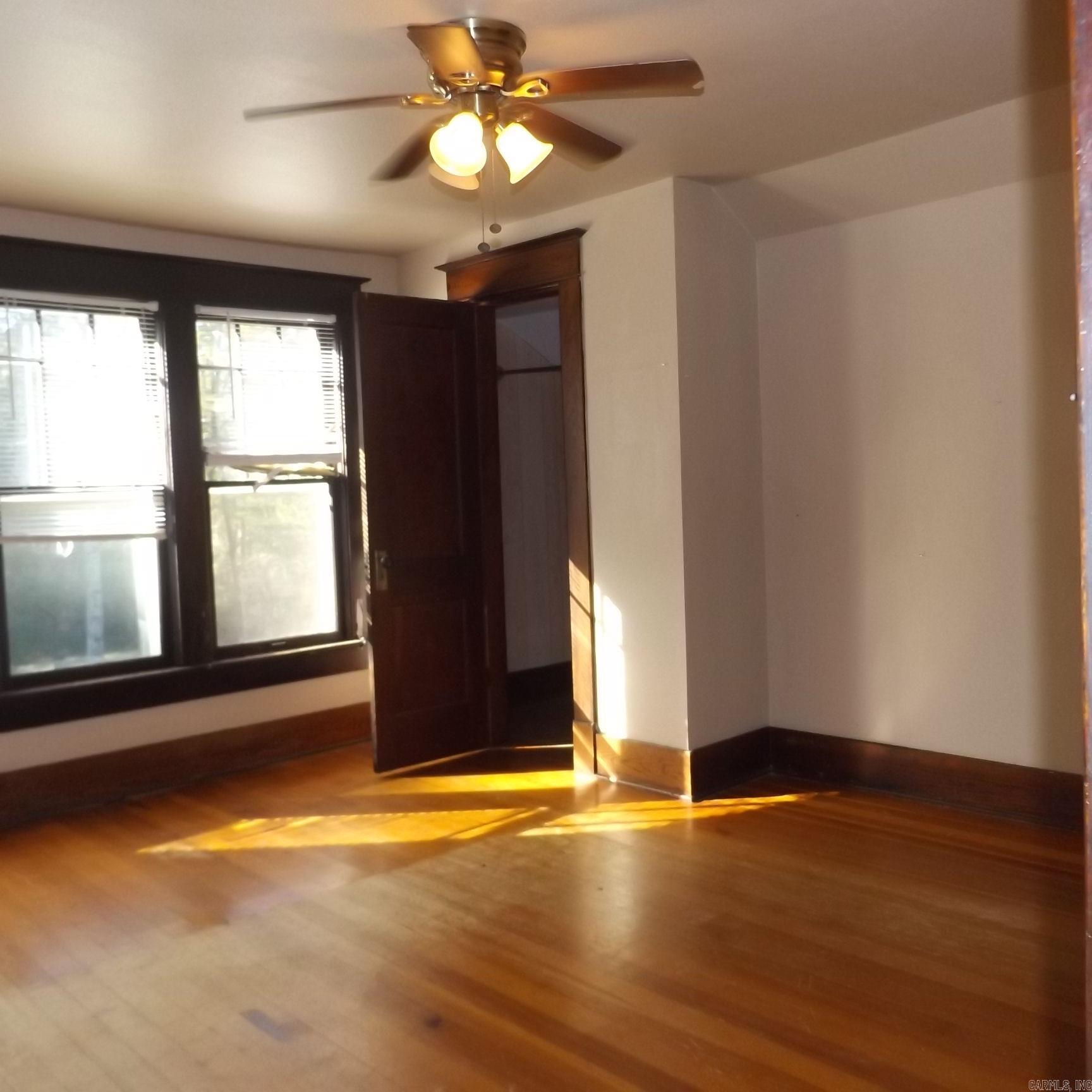 BRADLEY - Residential