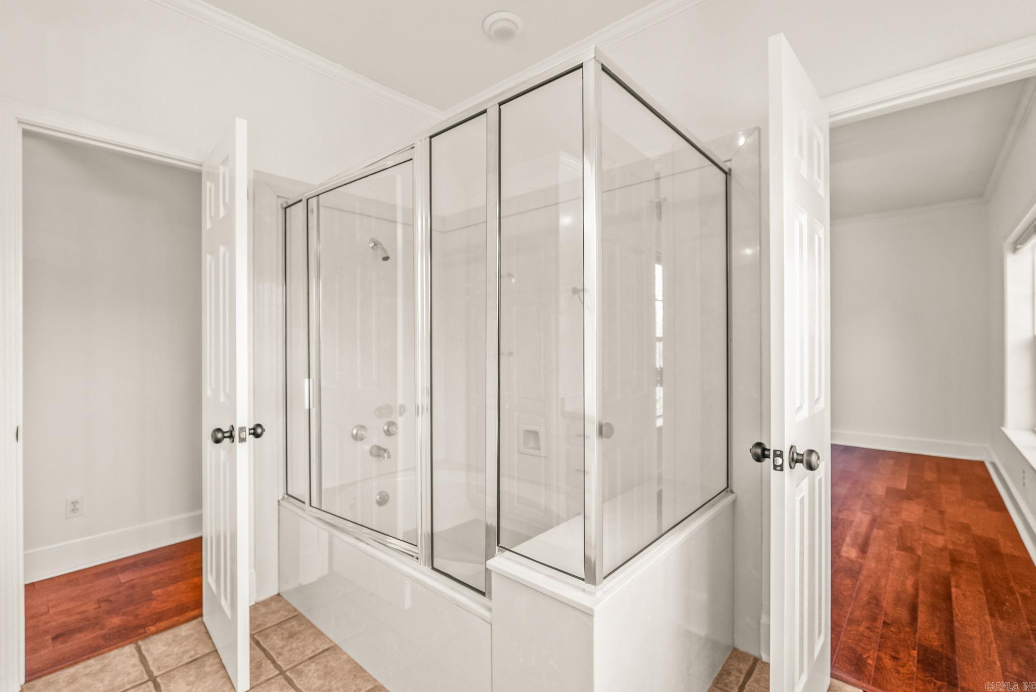 COUNTRY CLUB OF ARK THE - Residential