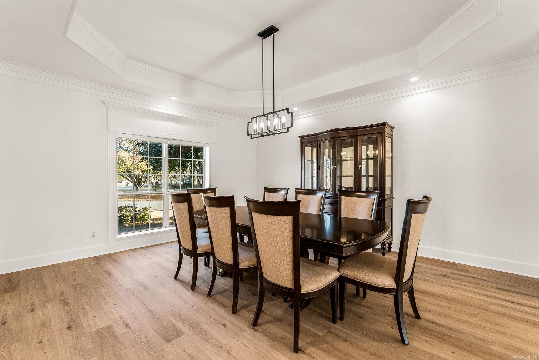 COUNTRY CLUB OF ARK THE - Residential