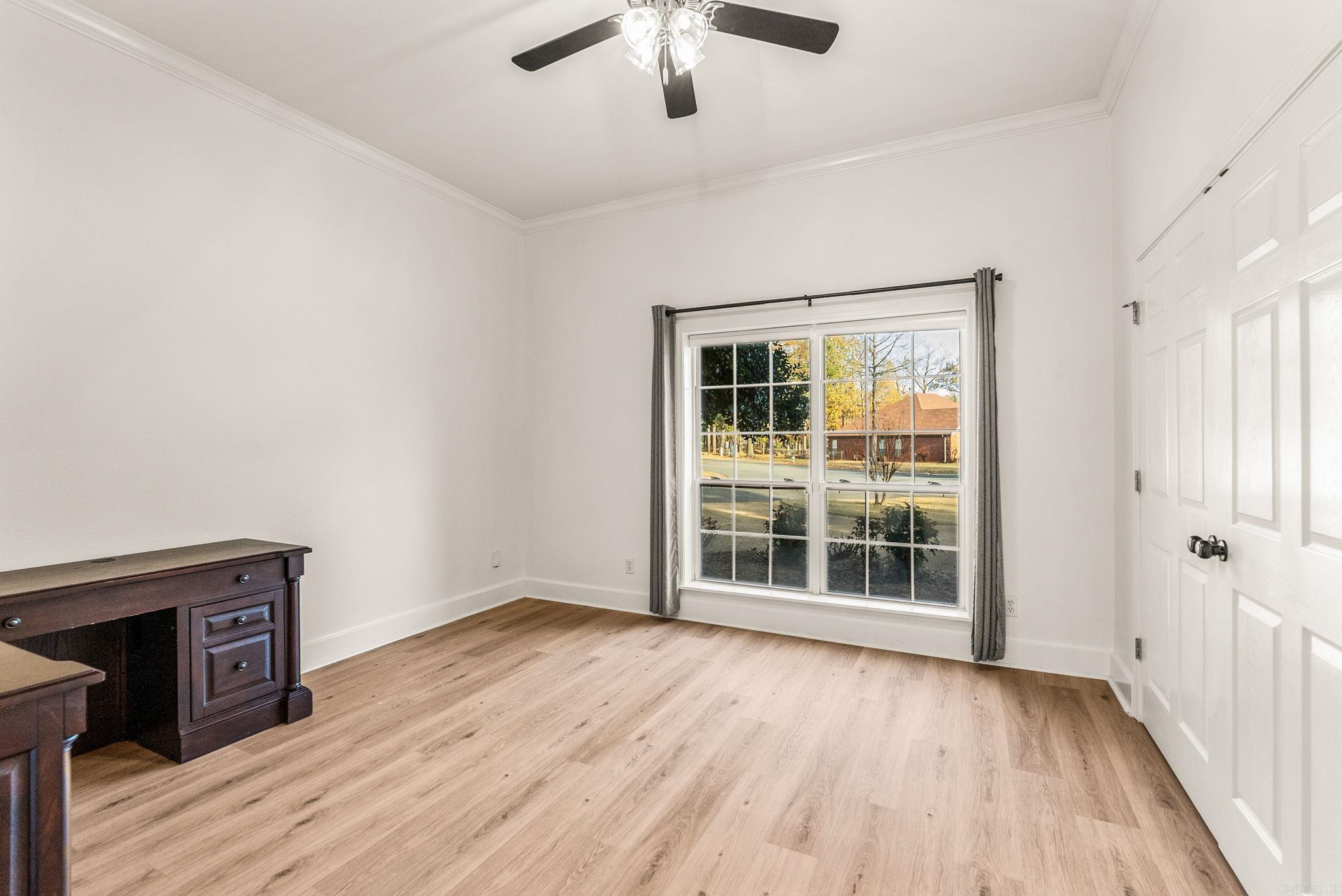 COUNTRY CLUB OF ARK THE - Residential