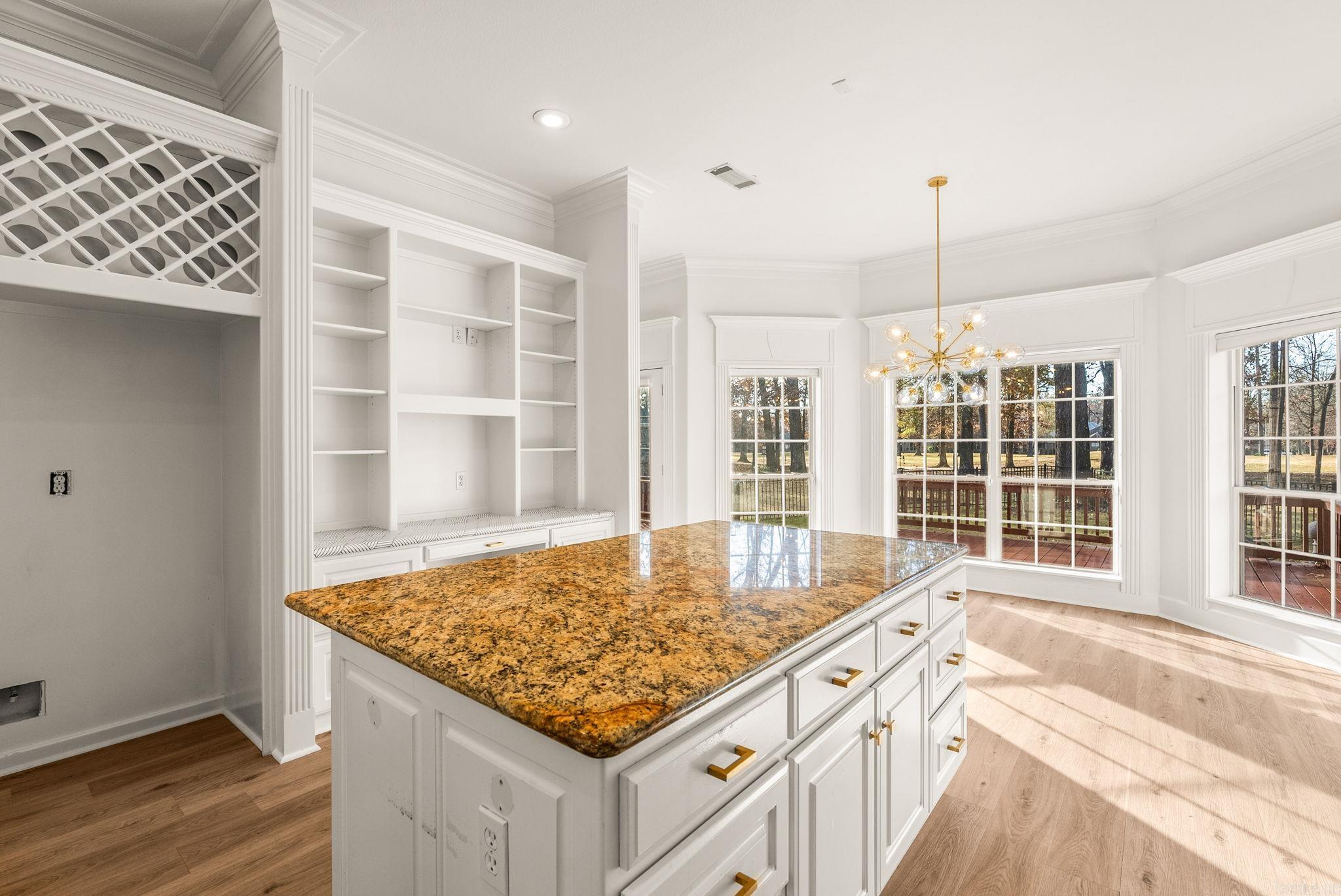 COUNTRY CLUB OF ARK THE - Residential