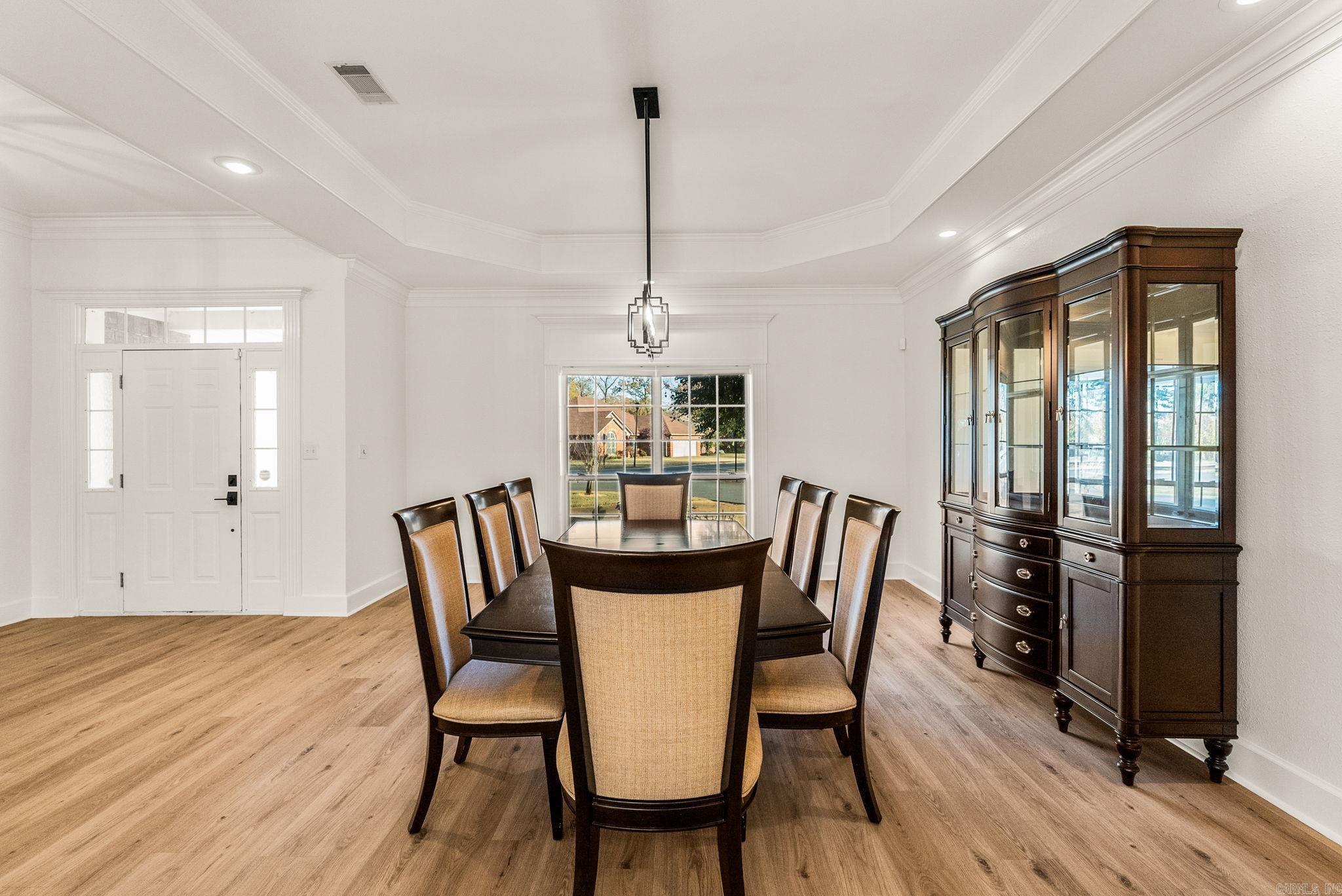 COUNTRY CLUB OF ARK THE - Residential