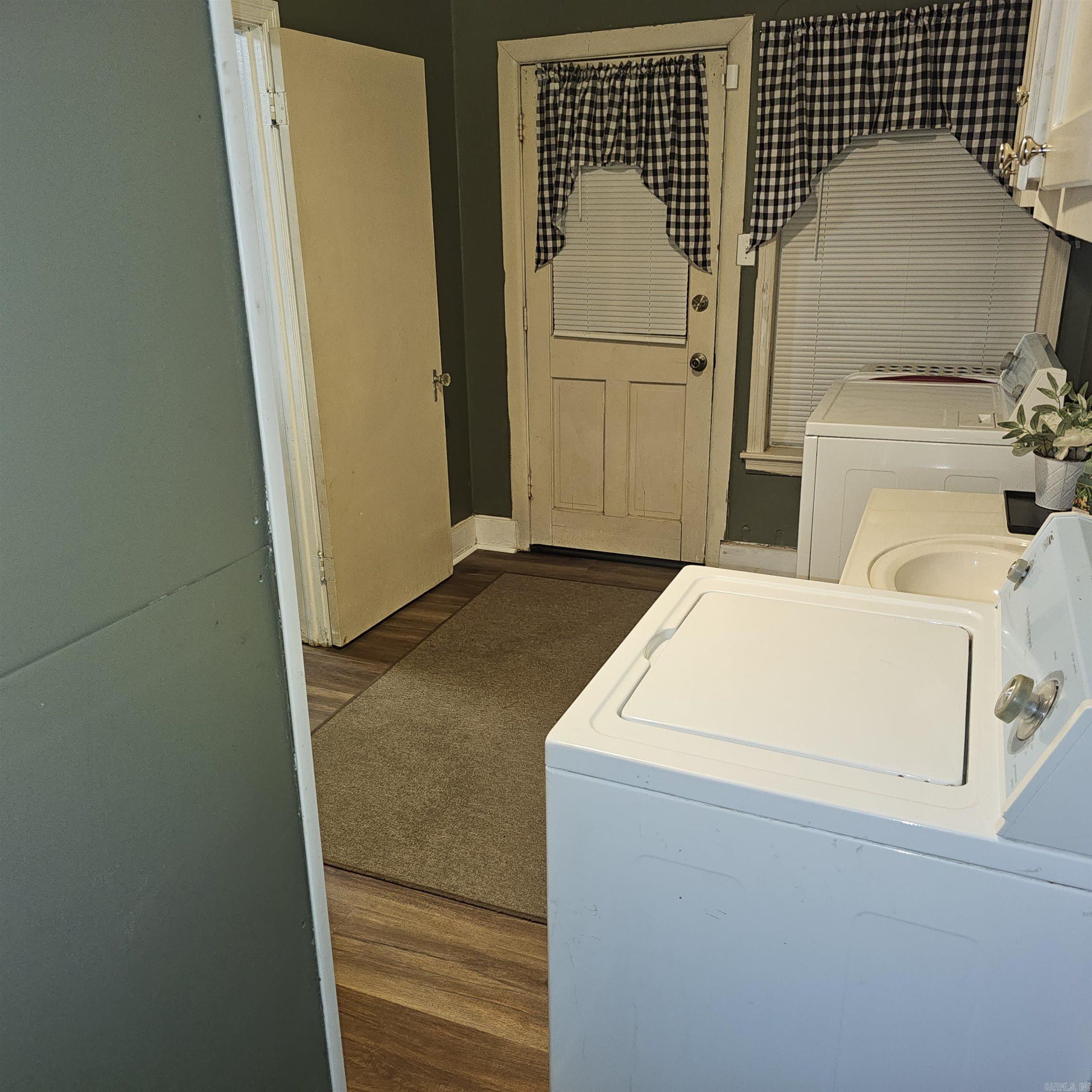 Magnolia - Residential