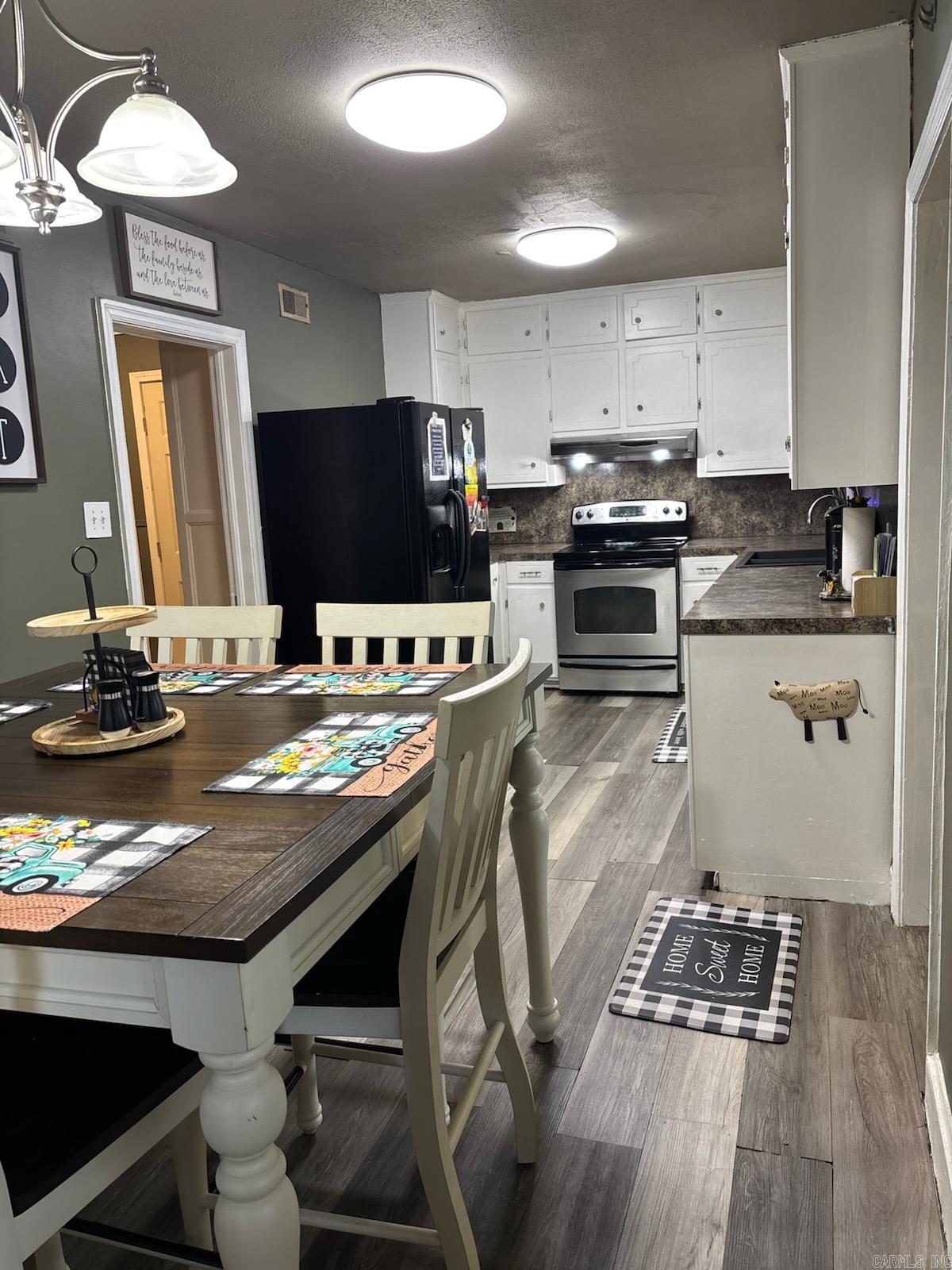 Magnolia - Residential