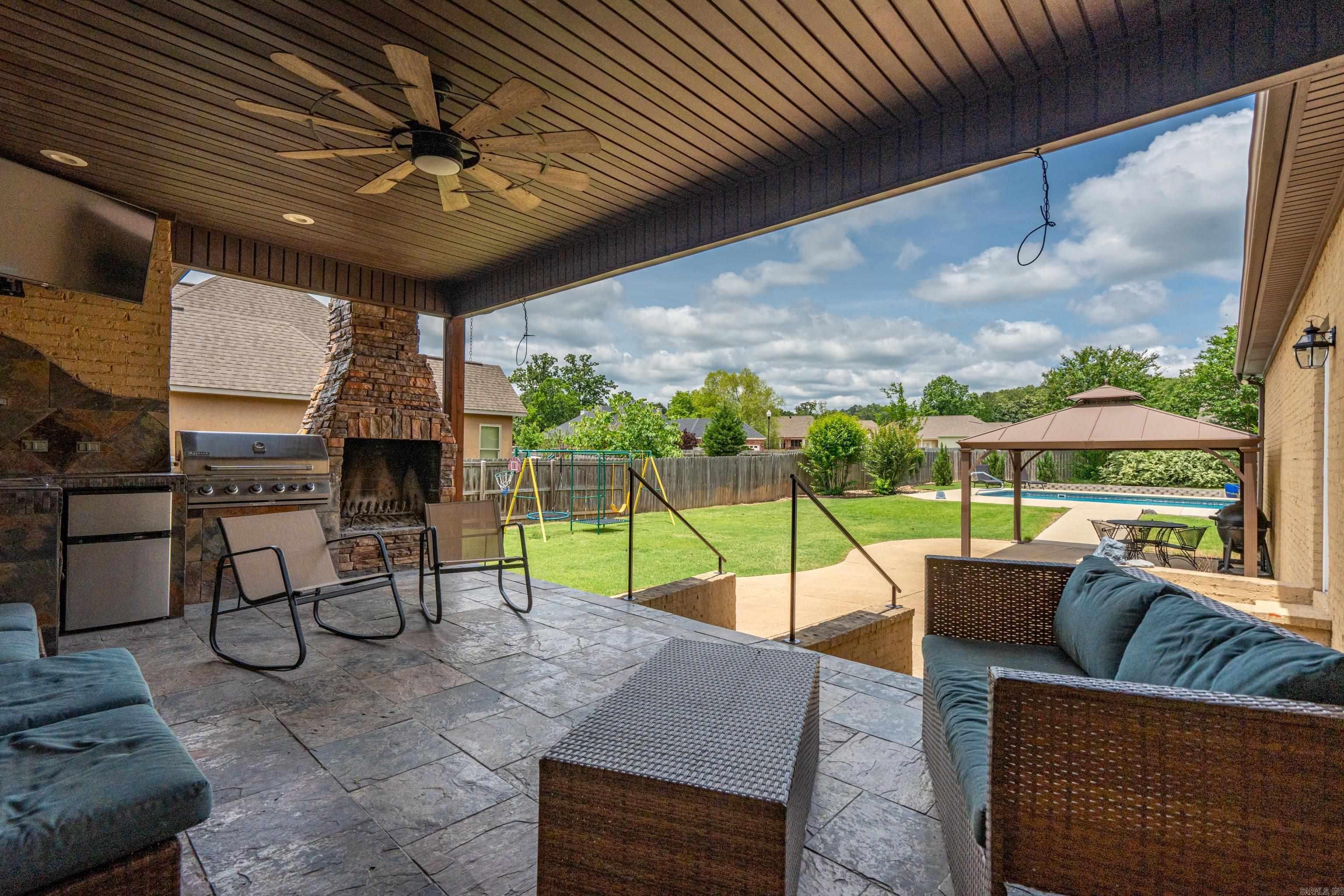 QUAIL RIDGE ESTATES - Residential