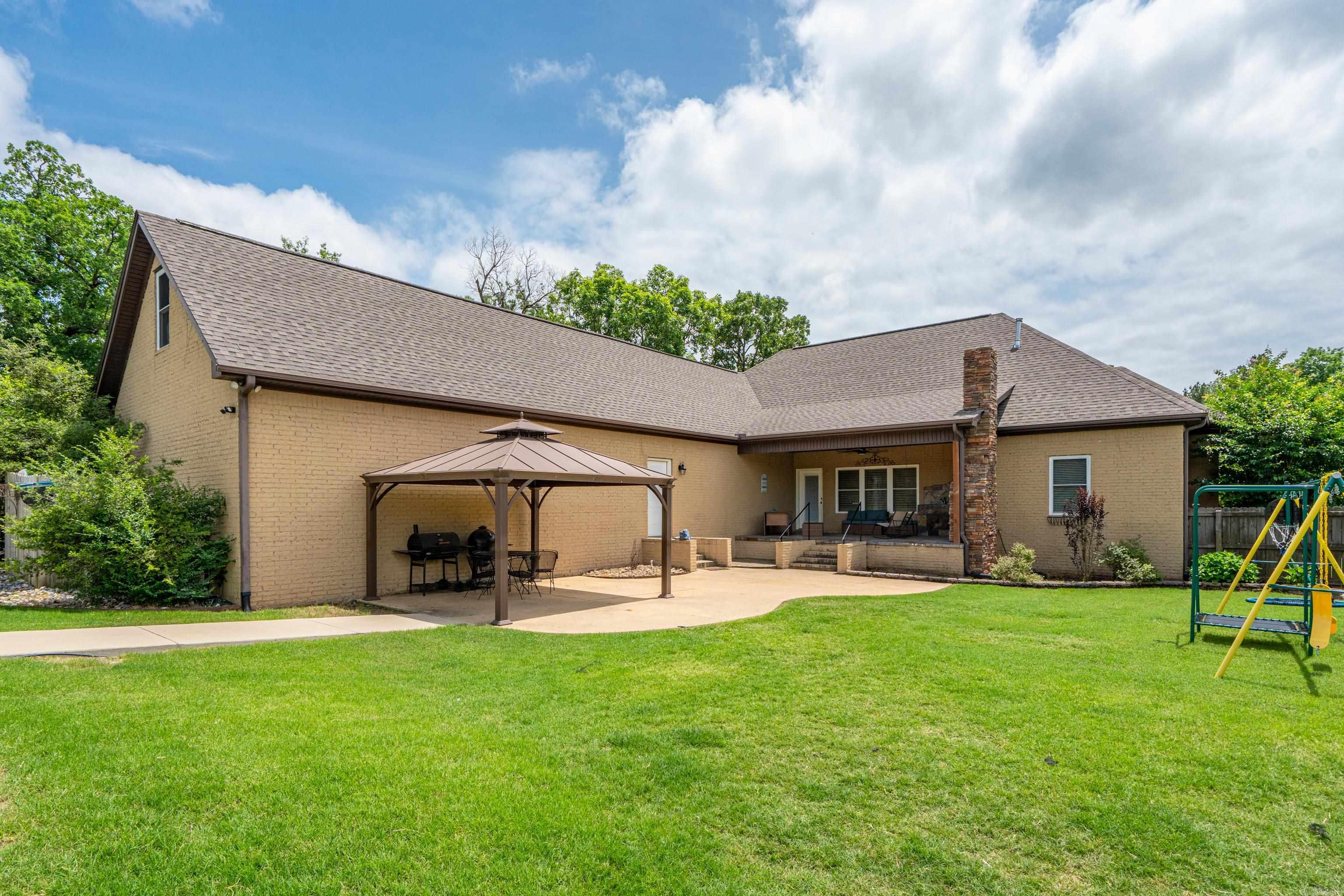 QUAIL RIDGE ESTATES - Residential