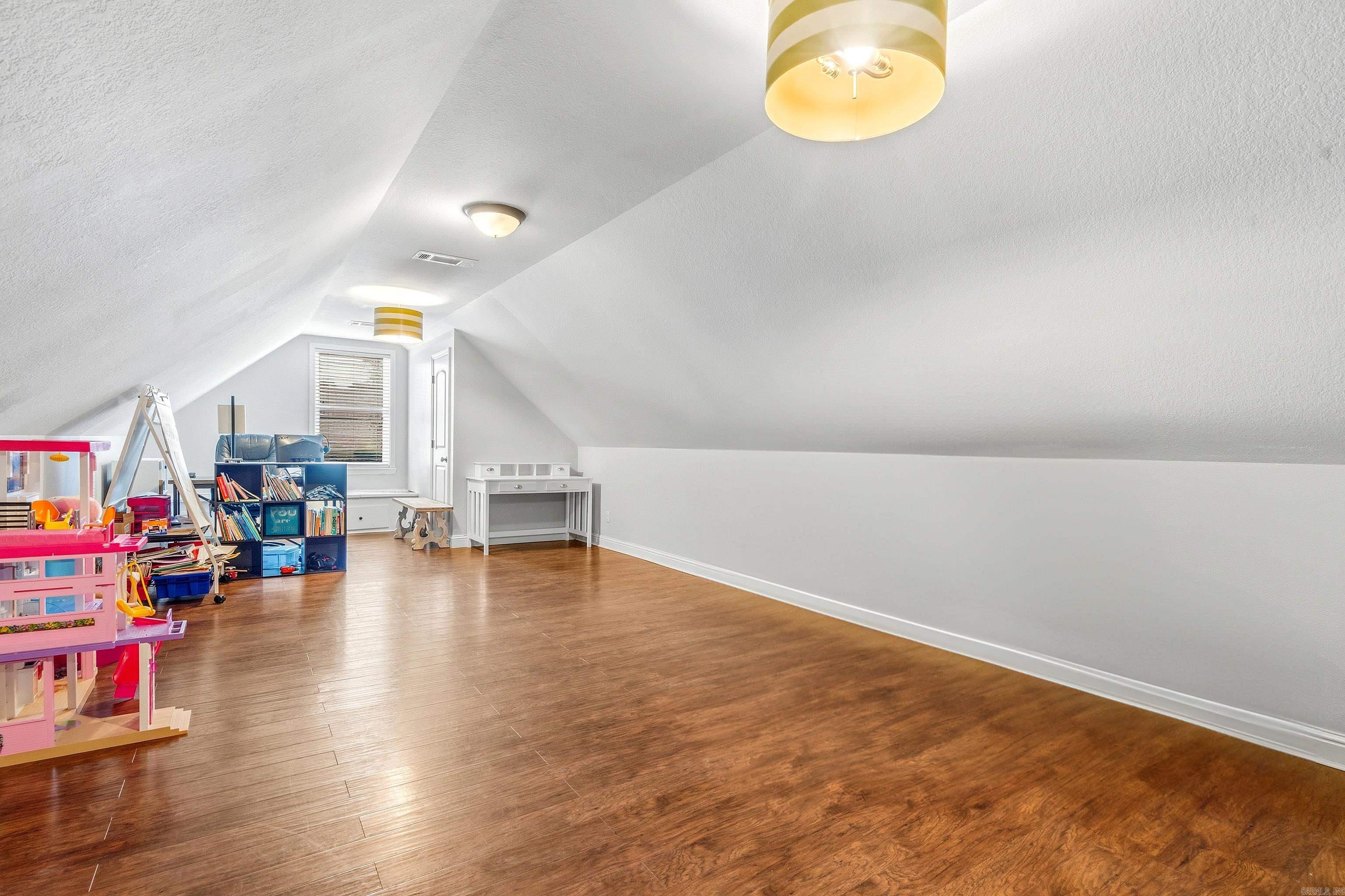 QUAIL RIDGE ESTATES - Residential