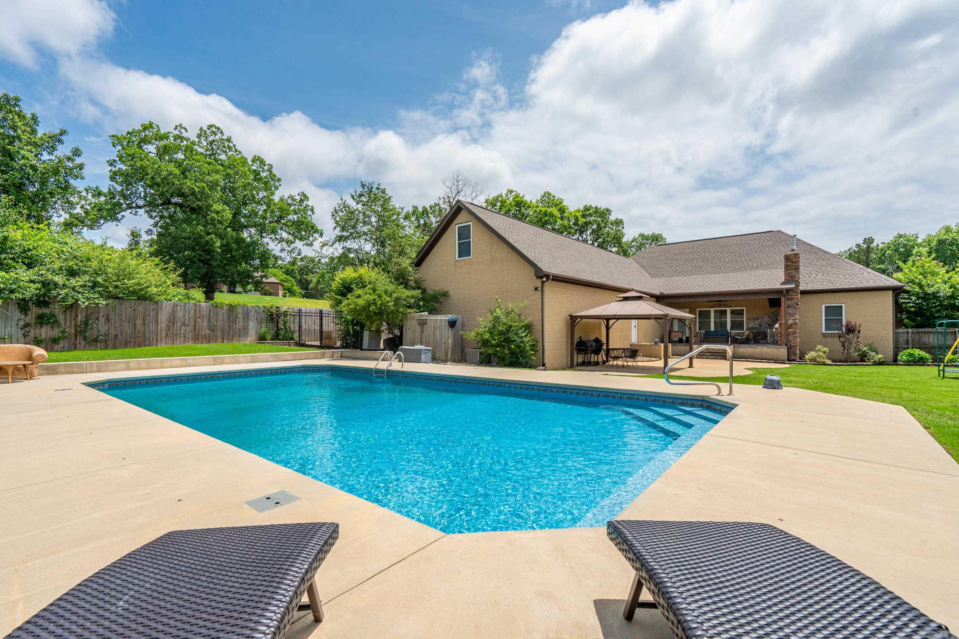 QUAIL RIDGE ESTATES - Residential