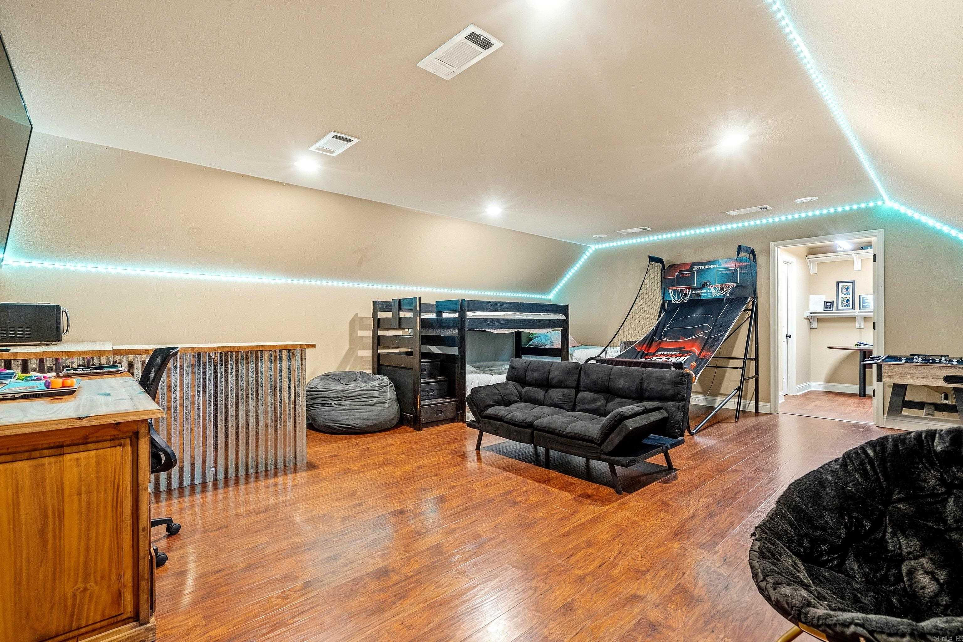 QUAIL RIDGE ESTATES - Residential