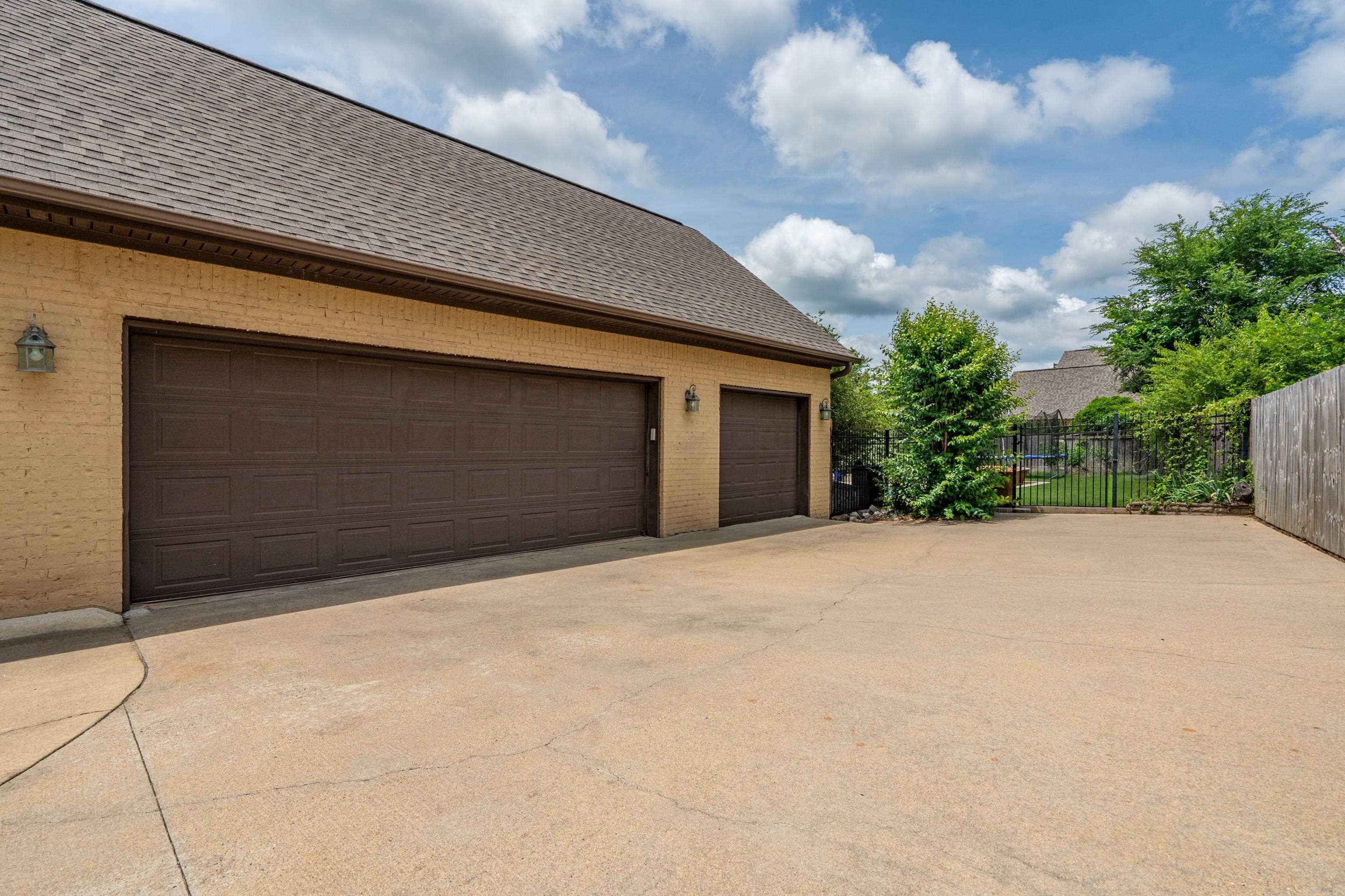 QUAIL RIDGE ESTATES - Residential