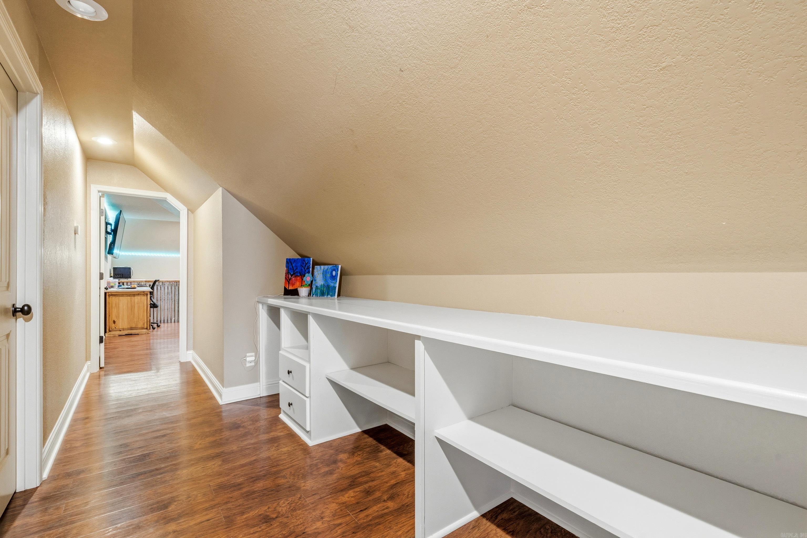 QUAIL RIDGE ESTATES - Residential