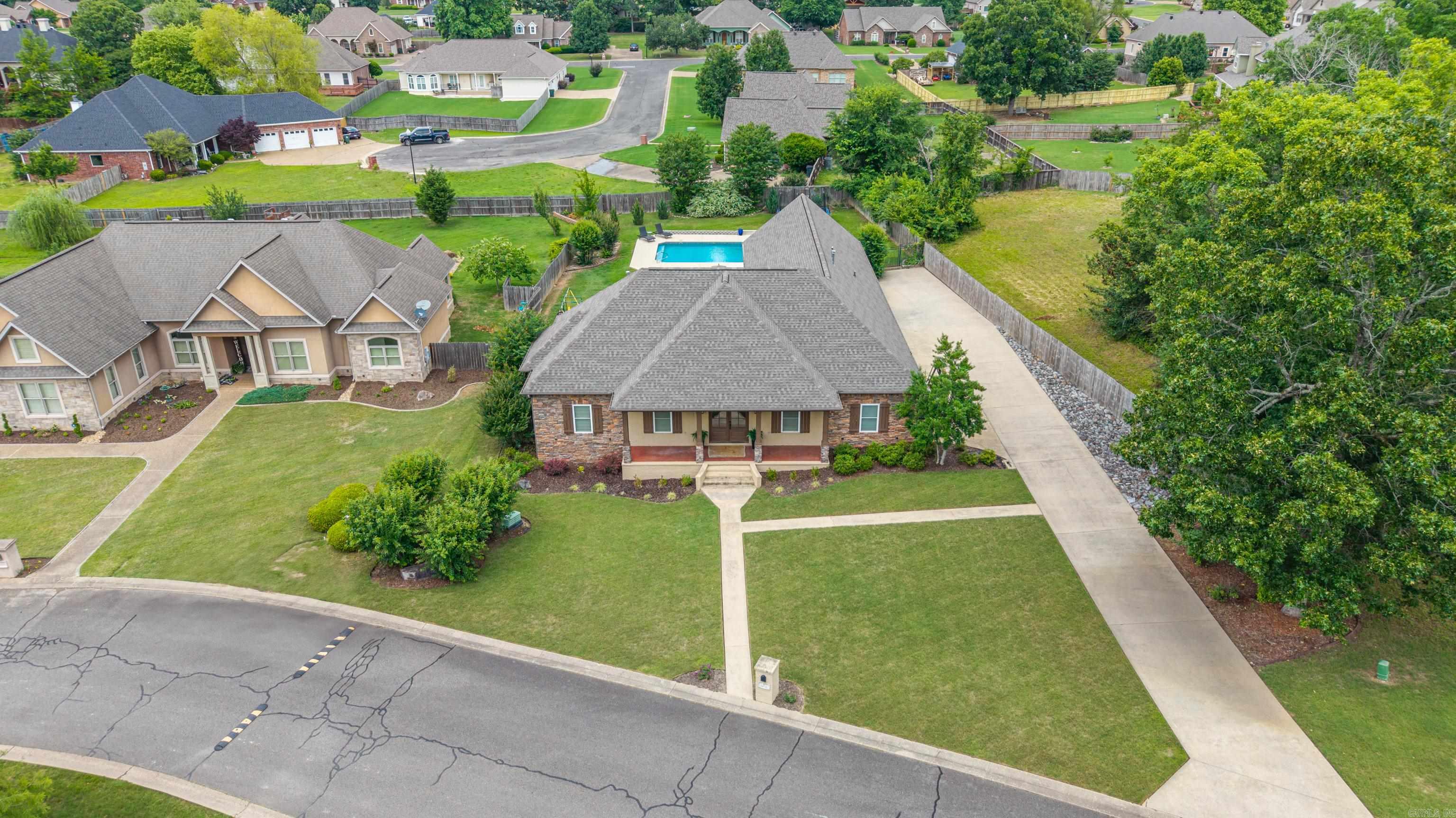 QUAIL RIDGE ESTATES - Residential