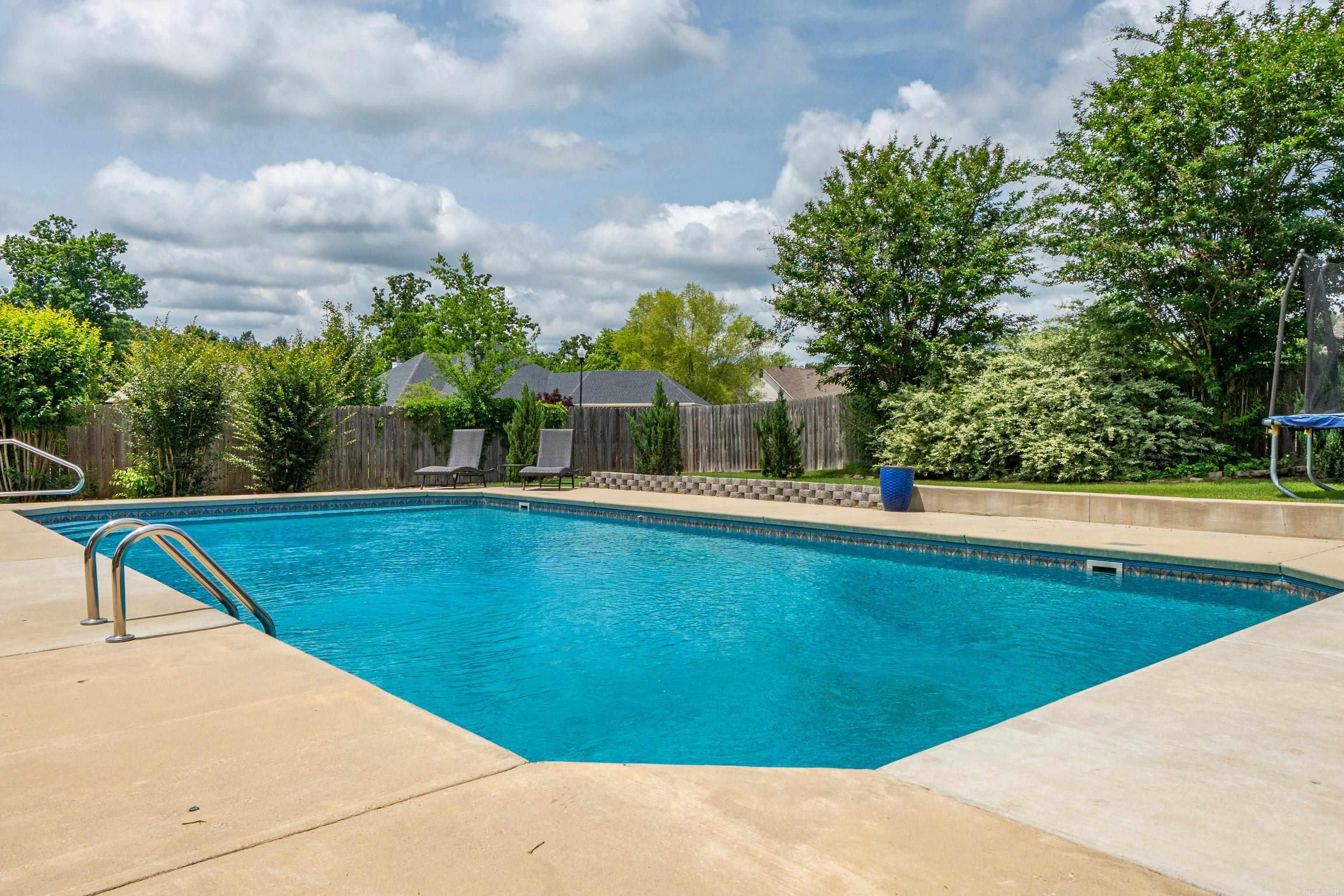 QUAIL RIDGE ESTATES - Residential