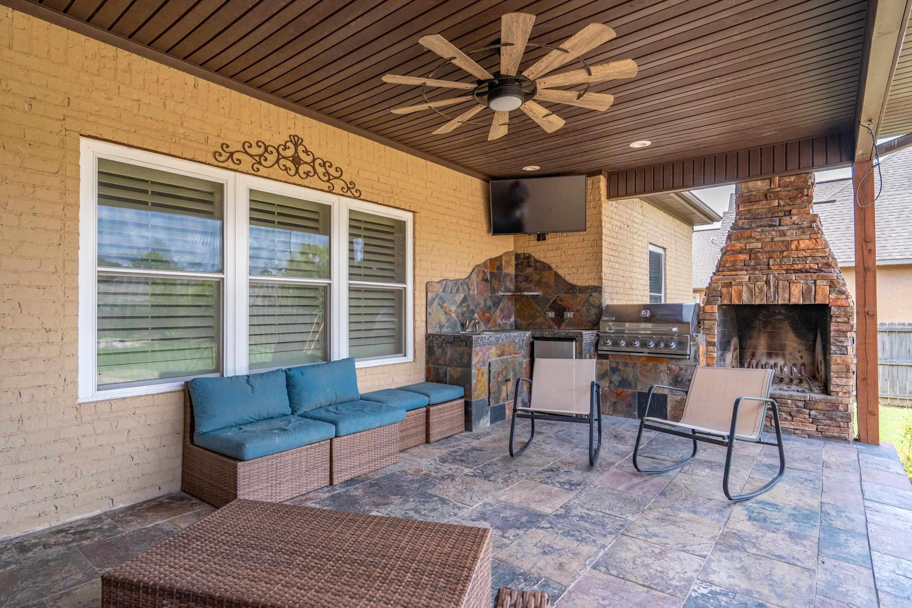 QUAIL RIDGE ESTATES - Residential