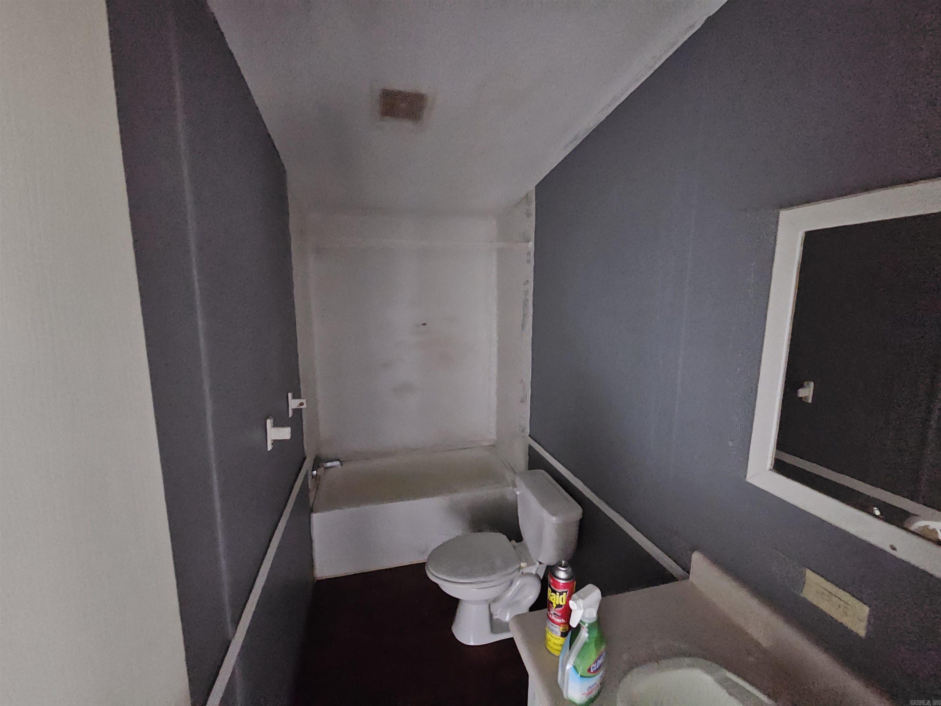 BAYOU METO PLACE - Residential