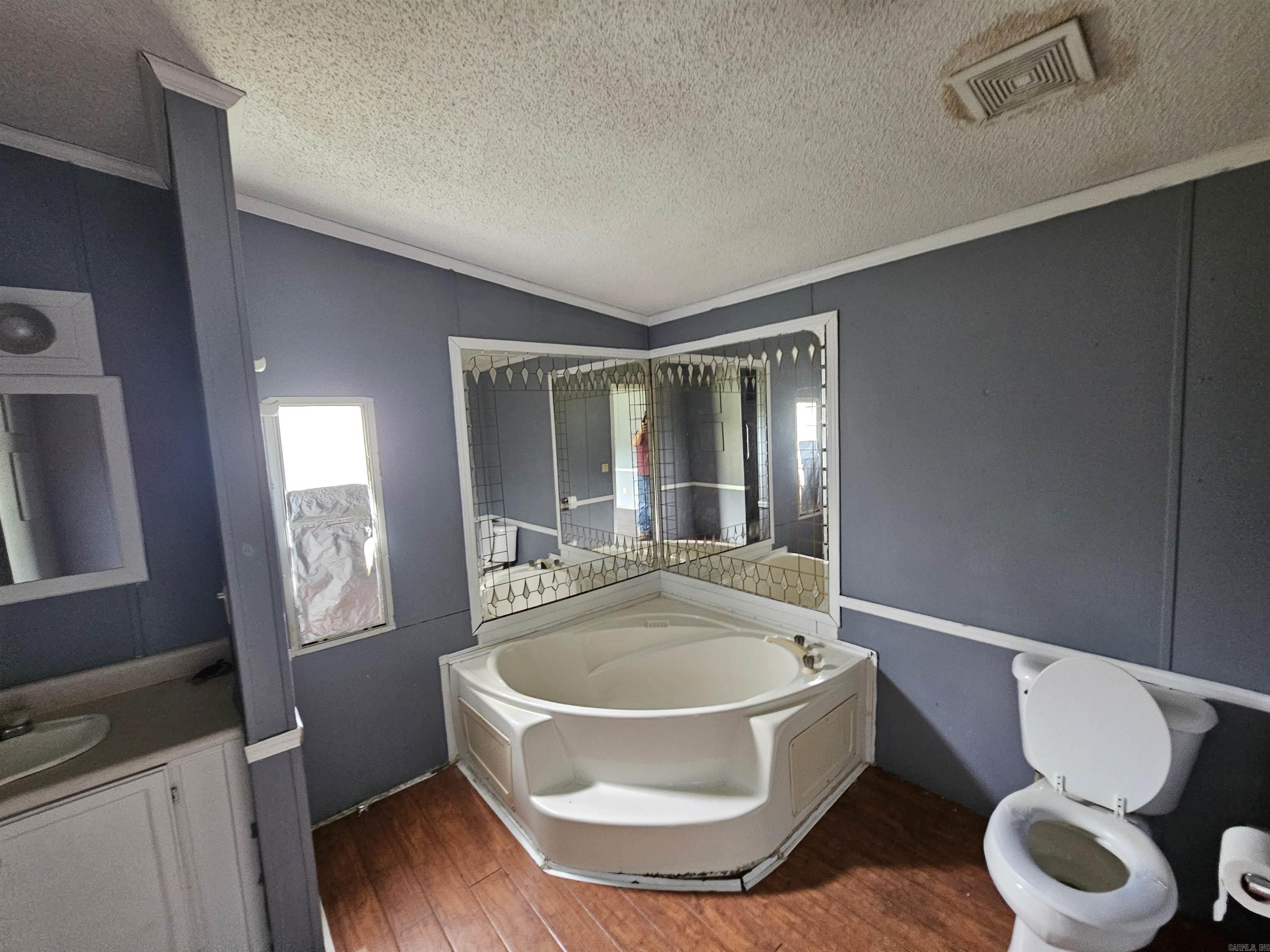 BAYOU METO PLACE - Residential