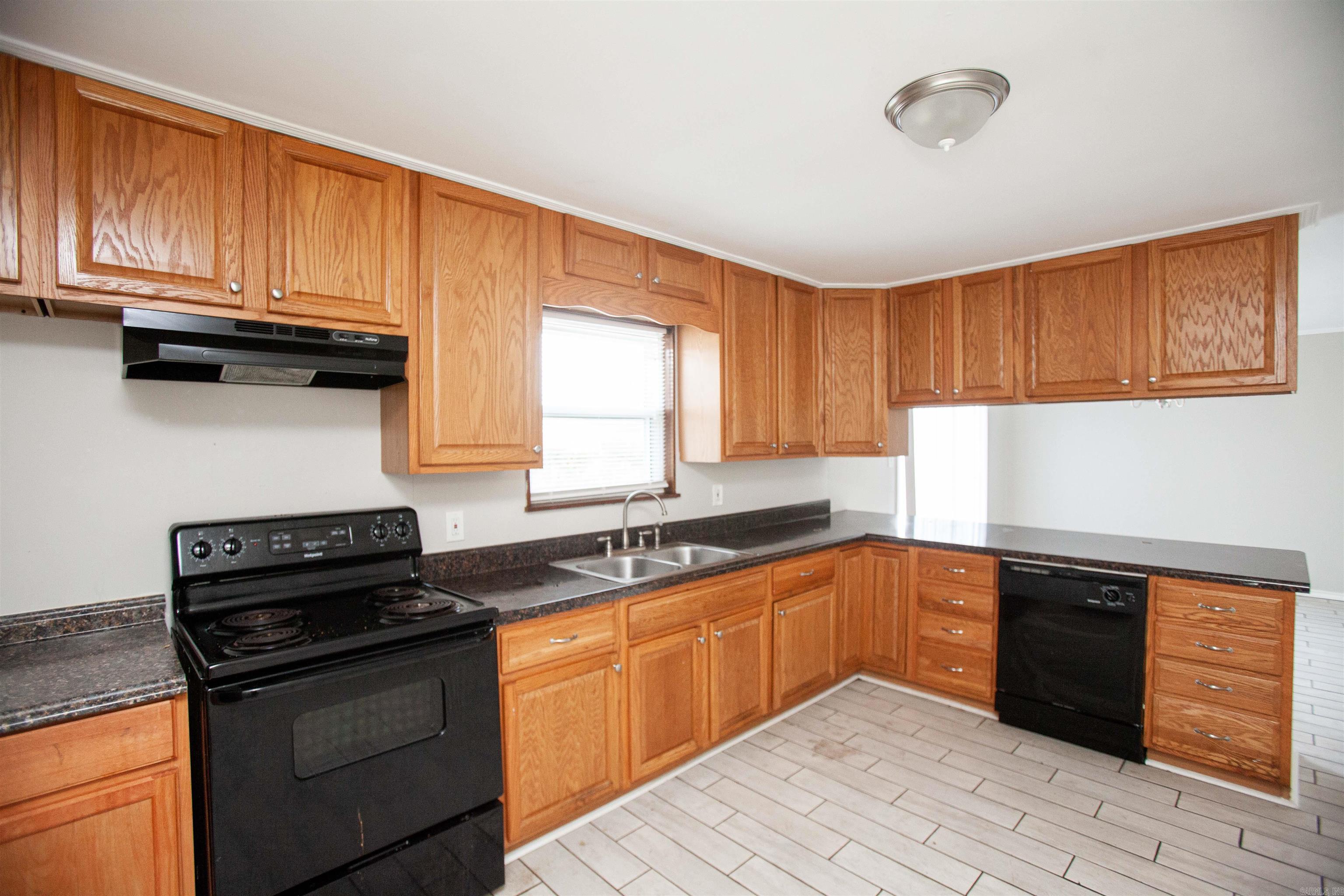 Metes & Bounds - Residential Lease