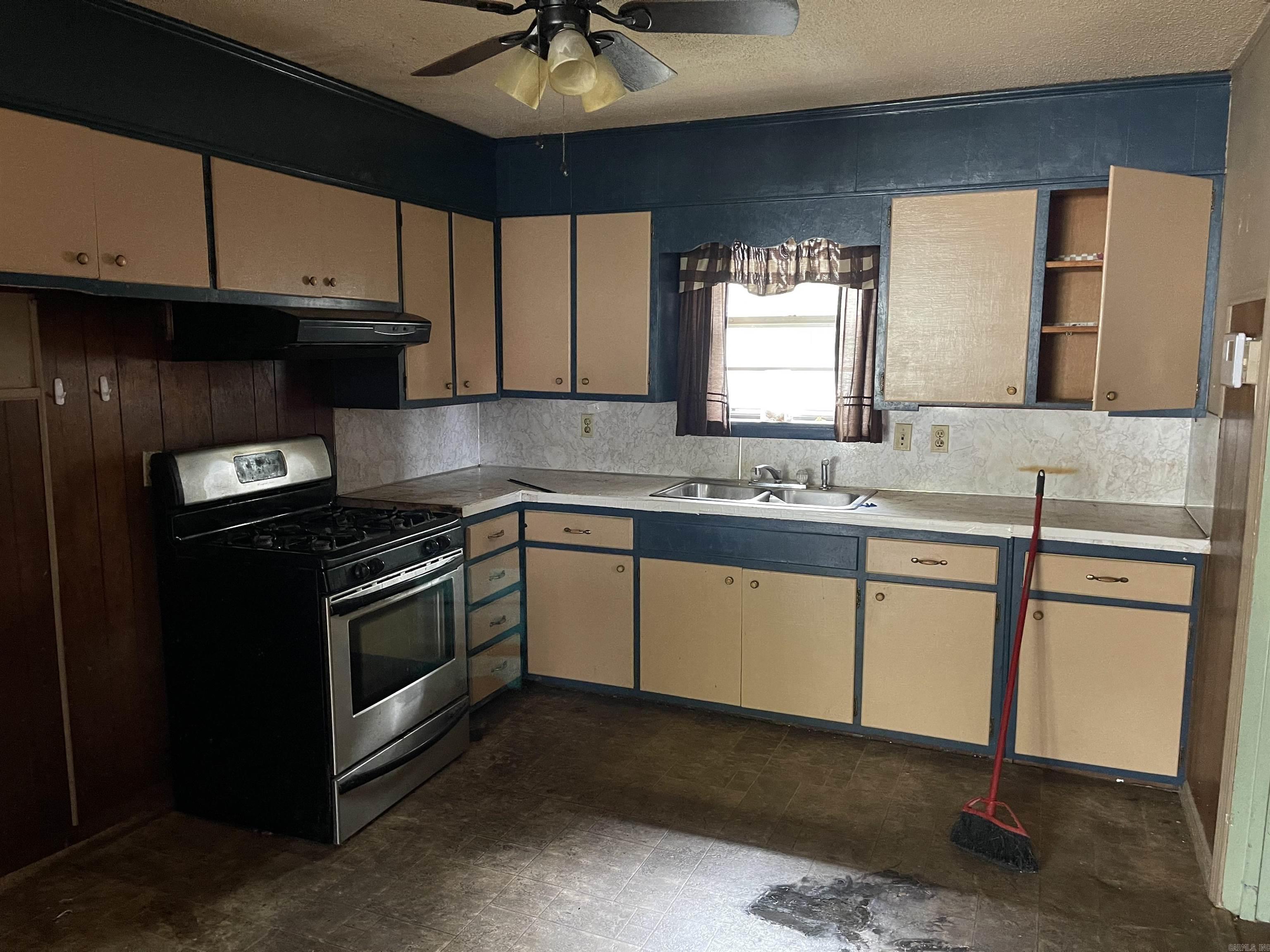 RAINES S/D WOODRUFF ADD - Residential