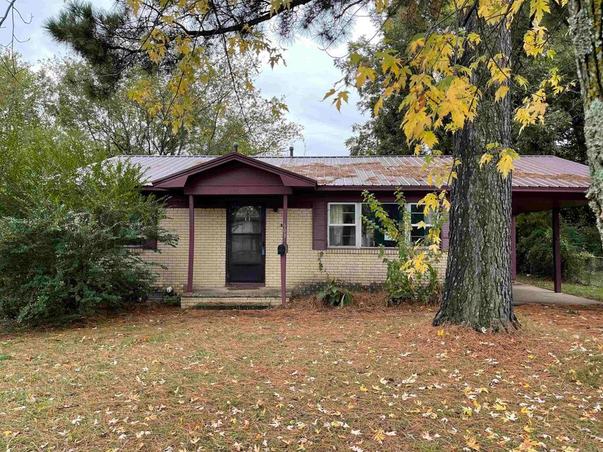 3BR/1BA home on Beebe Capps