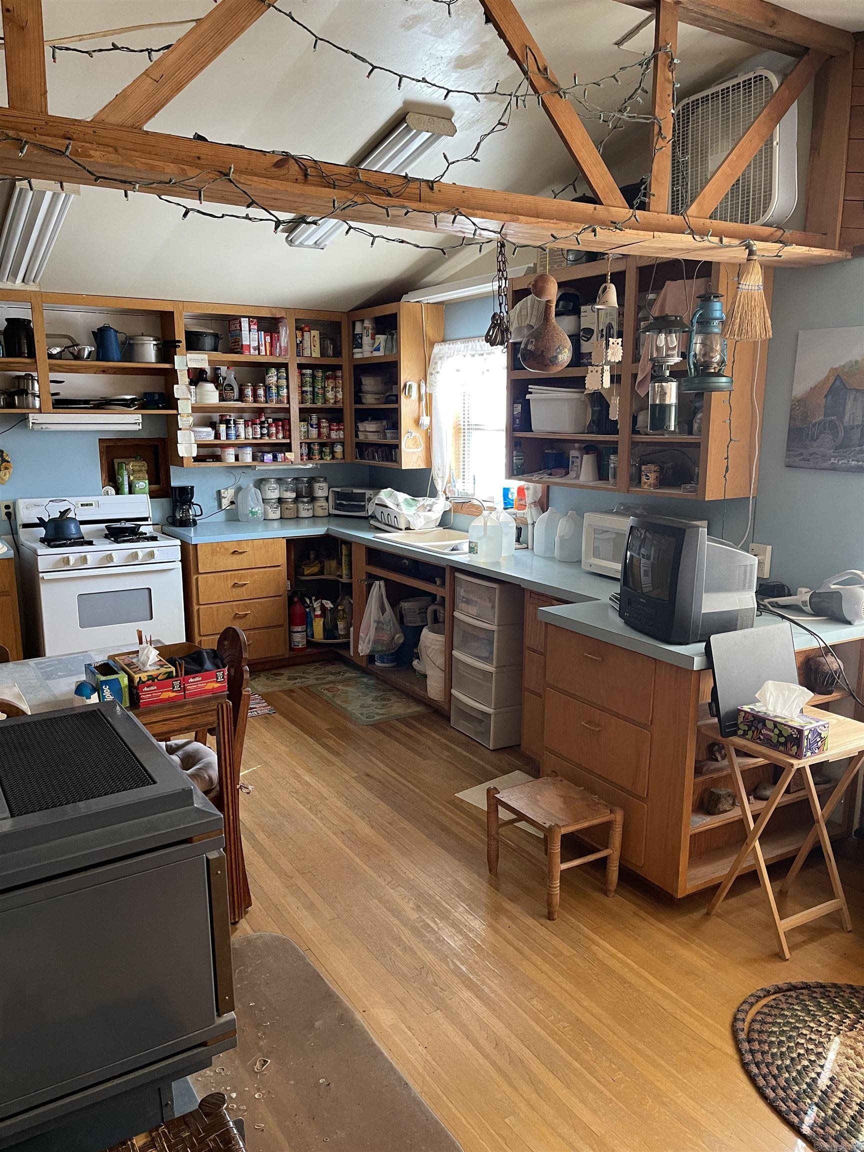 Metes & Bounds - Land