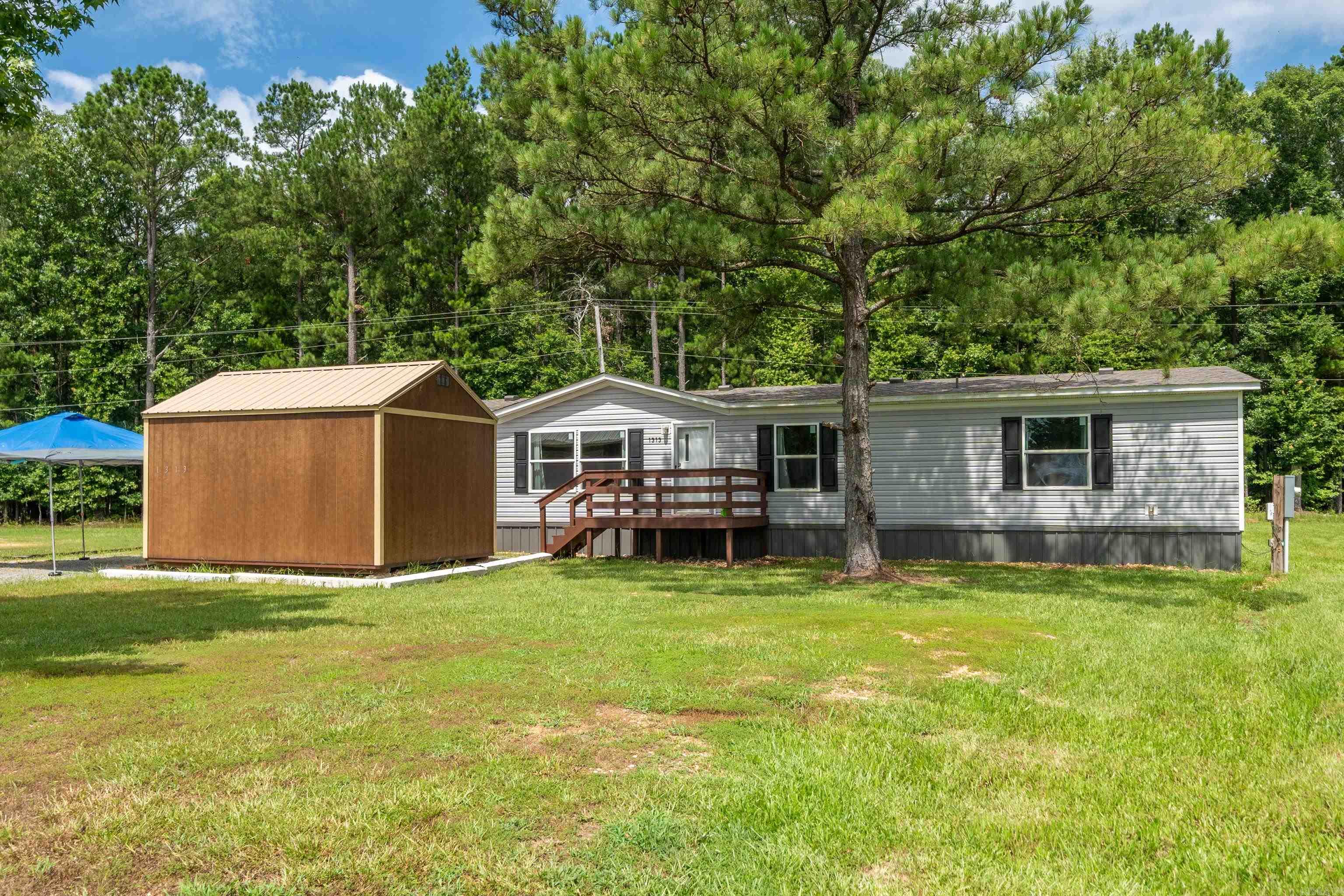 Pine Meadows - Residential