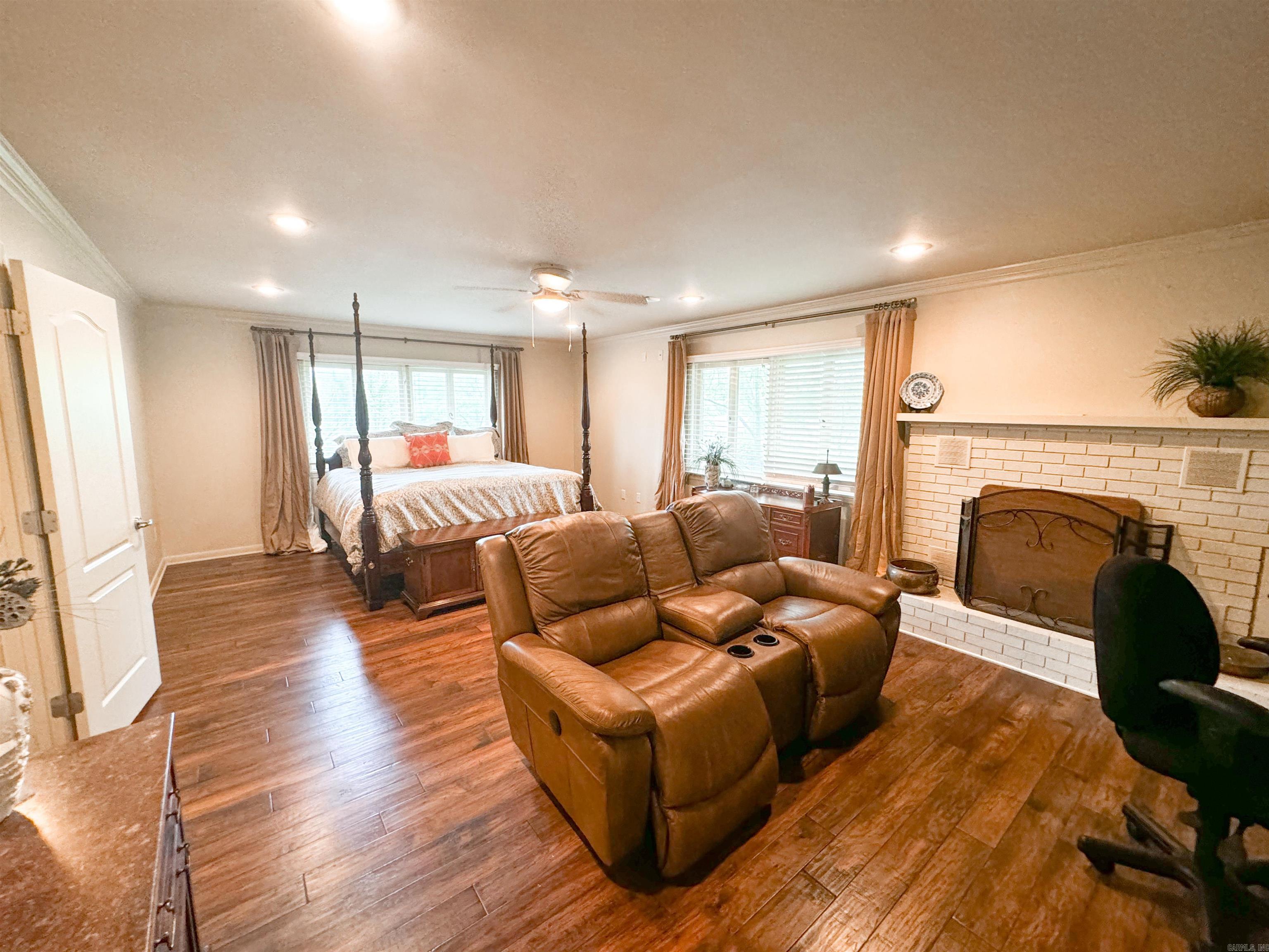 Sunny Hill - Residential