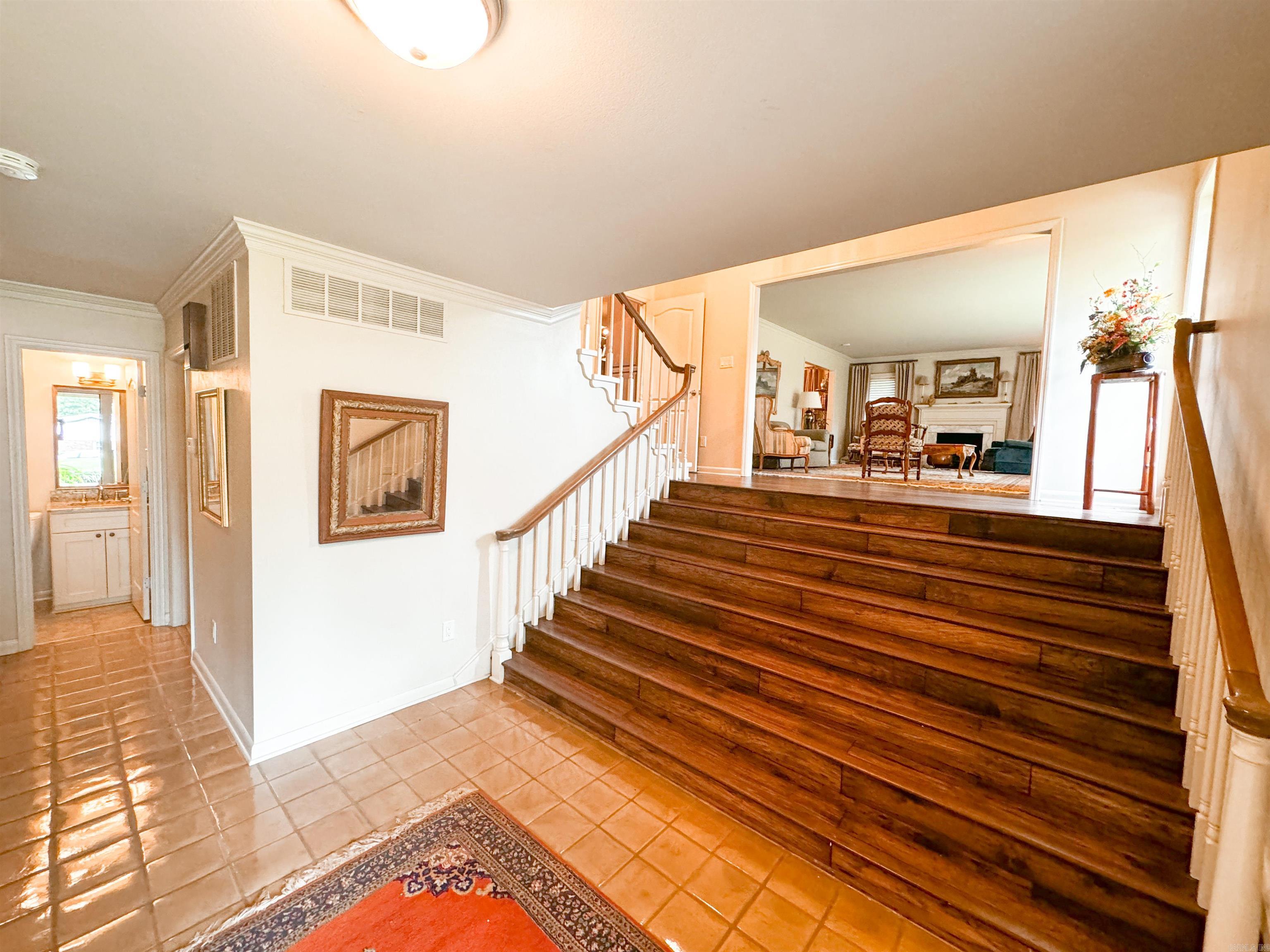 Sunny Hill - Residential