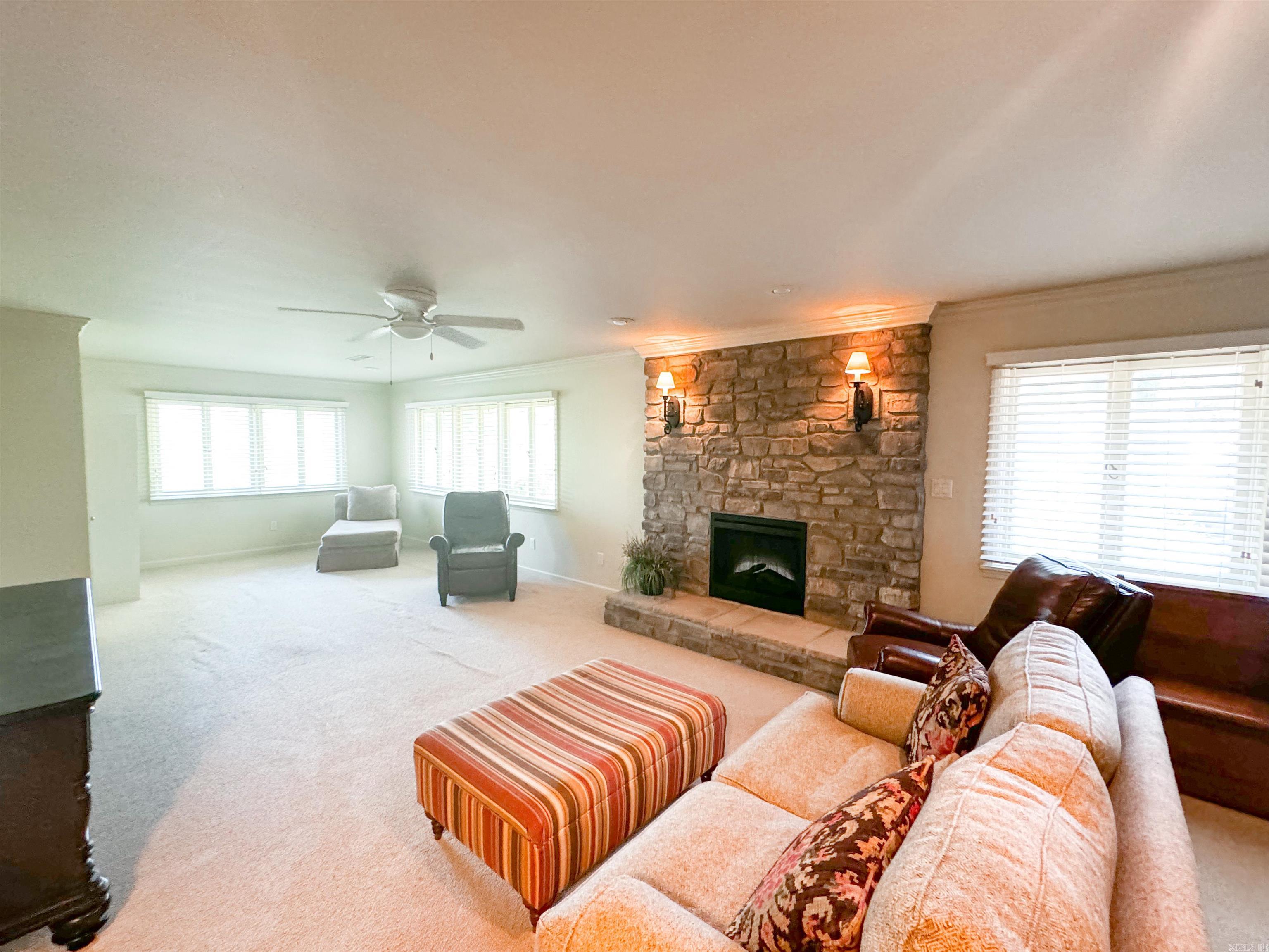 Sunny Hill - Residential