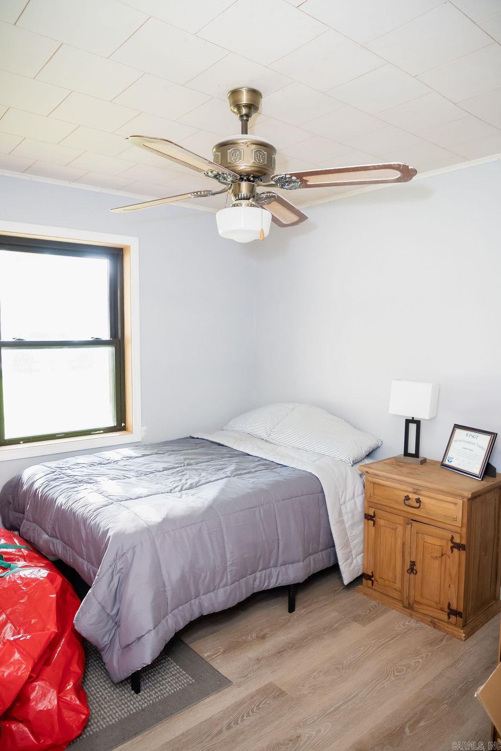 PINE MANOR SUB DIV - Residential