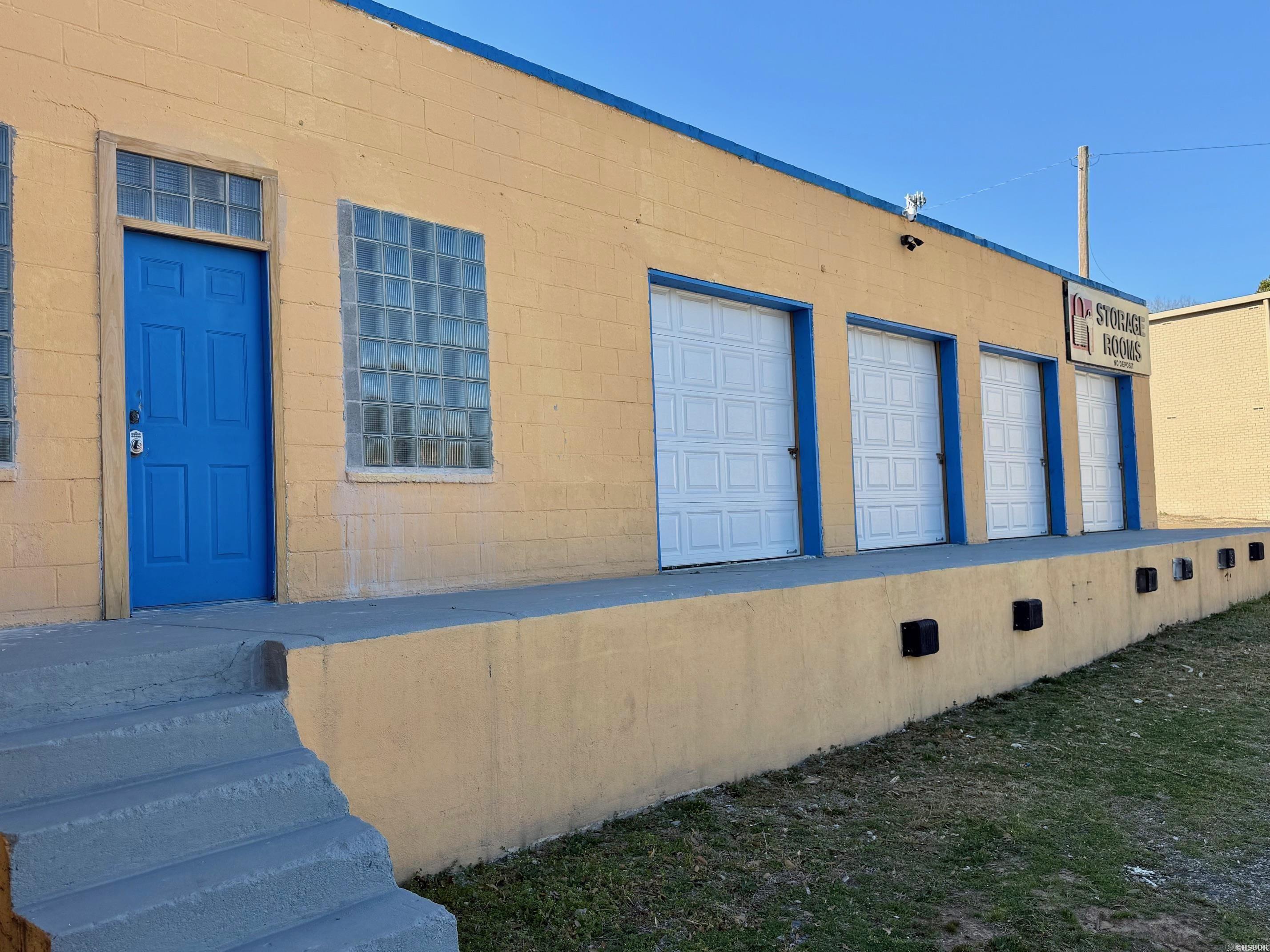 McKowns - Commercial Sale