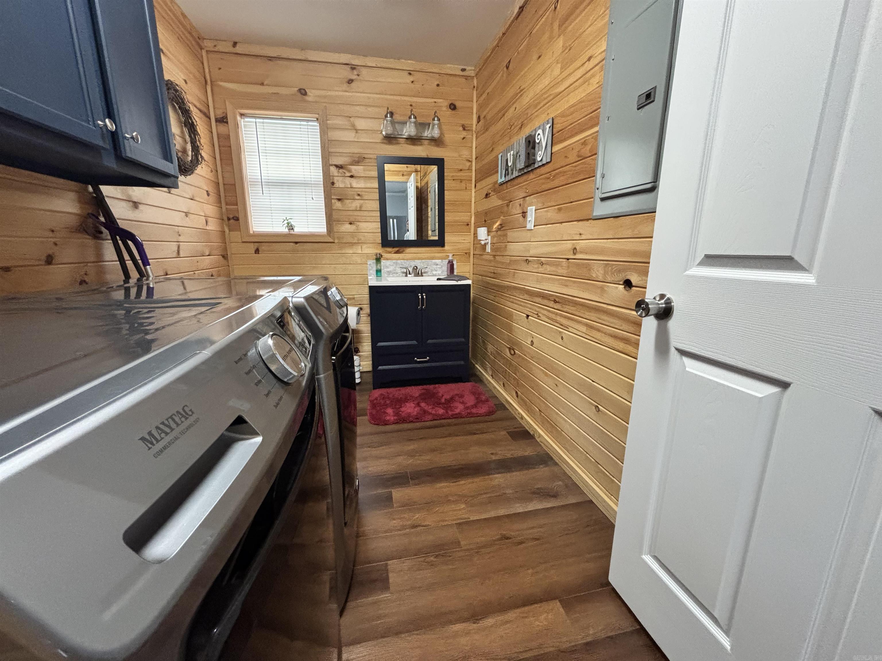 BALD KNOB OUTLOTS - Residential