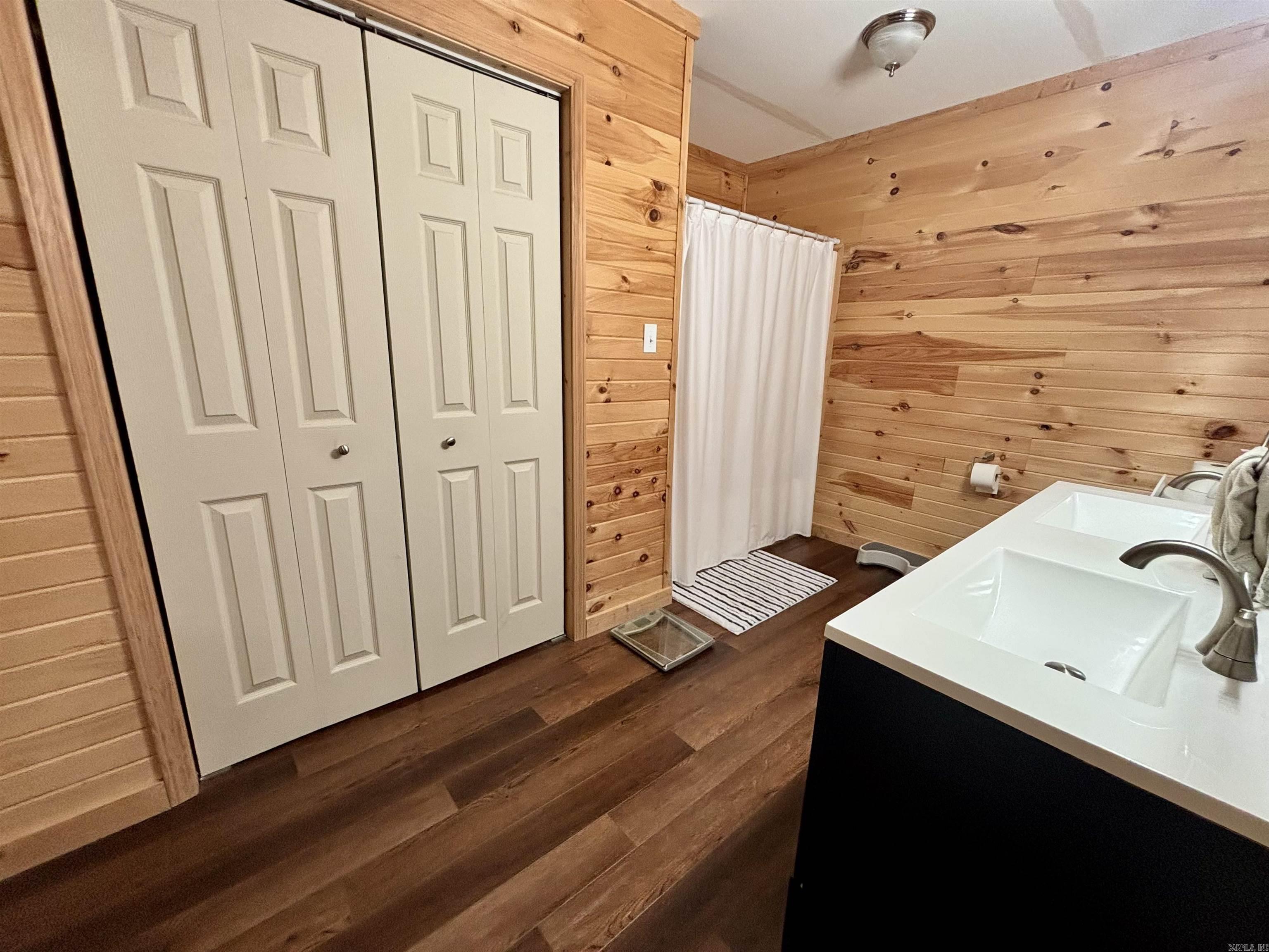 BALD KNOB OUTLOTS - Residential