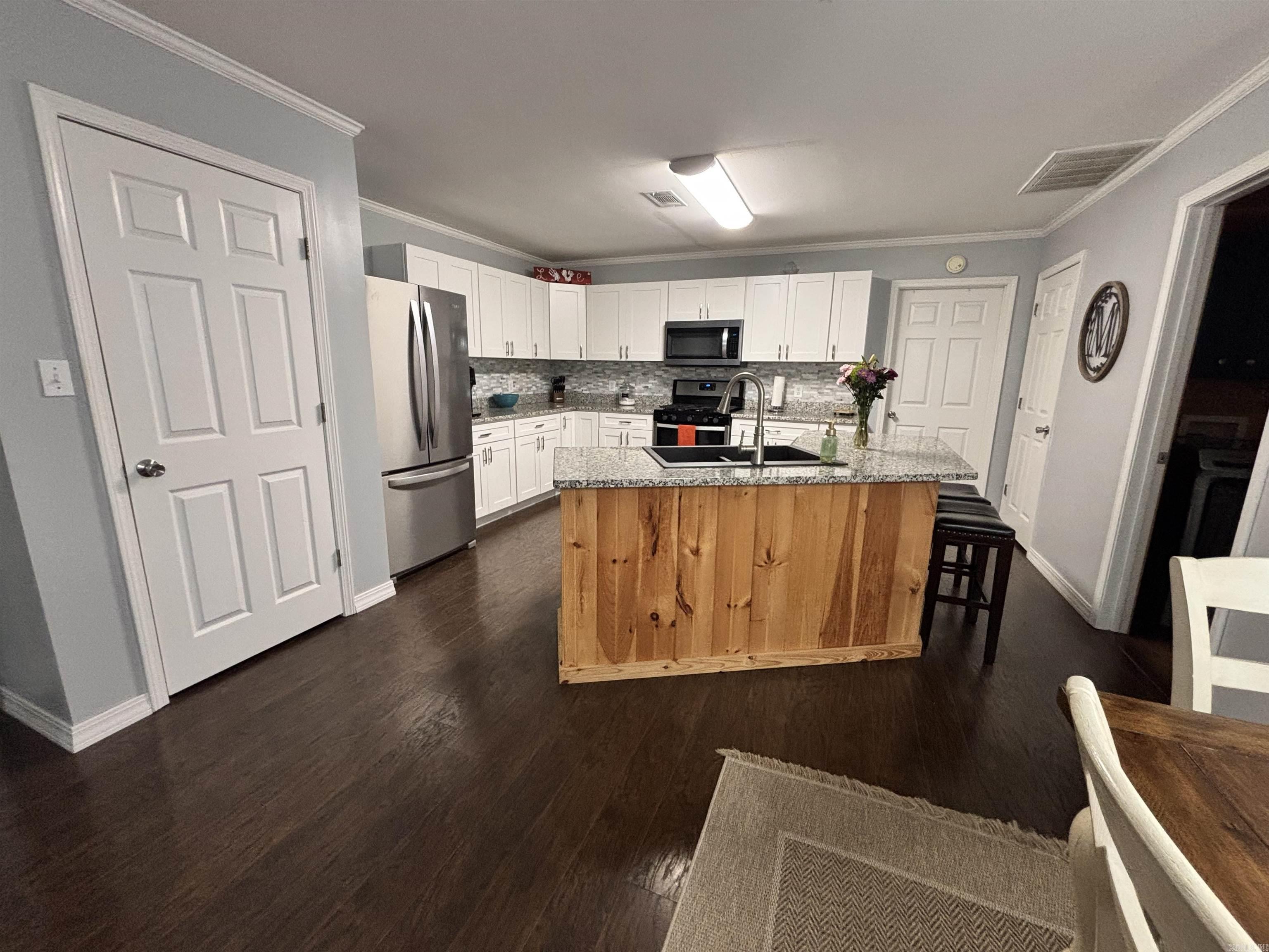 BALD KNOB OUTLOTS - Residential