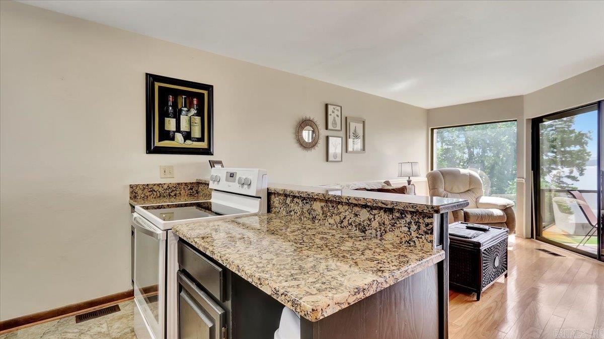 Willow Beach - Residential