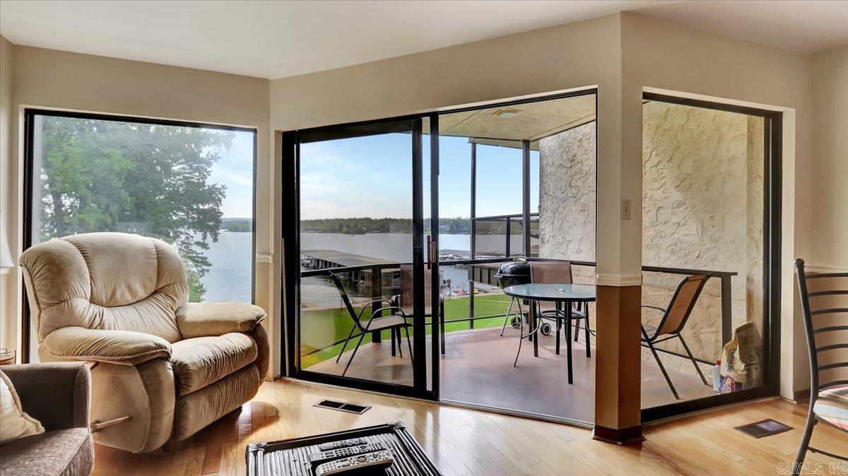 Willow Beach - Residential