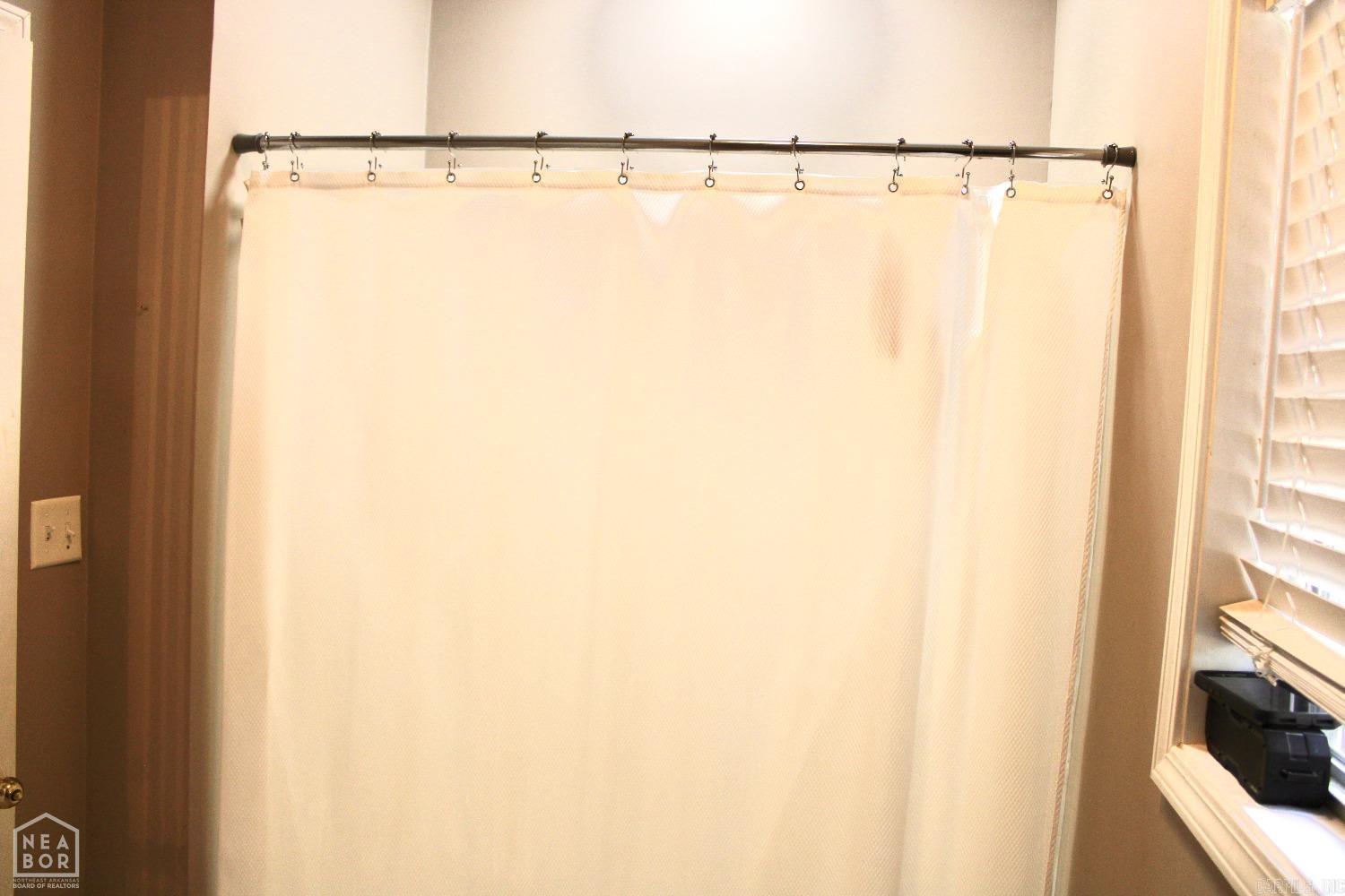 EMERALD VALLEY - Residential