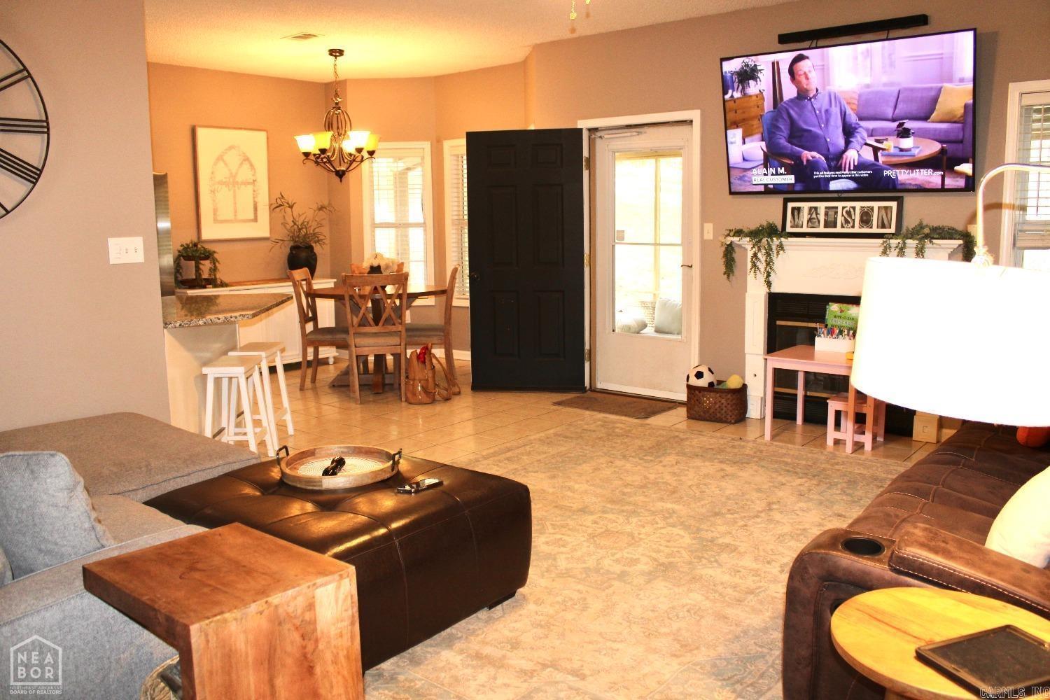 EMERALD VALLEY - Residential