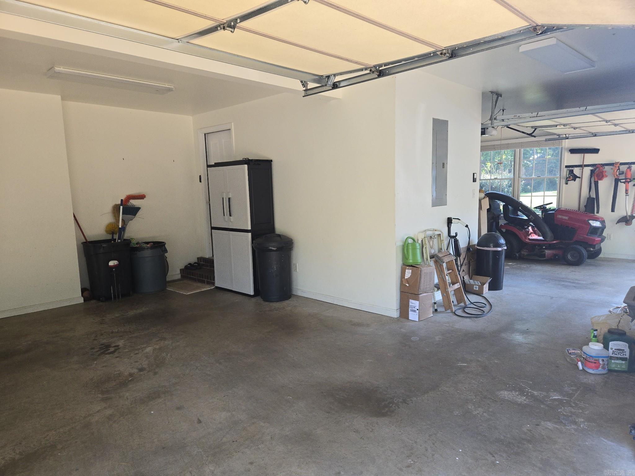 HUNTINGTON PLACE - Residential
