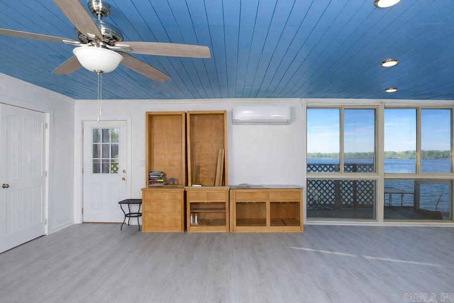 Riverside Park Section 2 - Residential