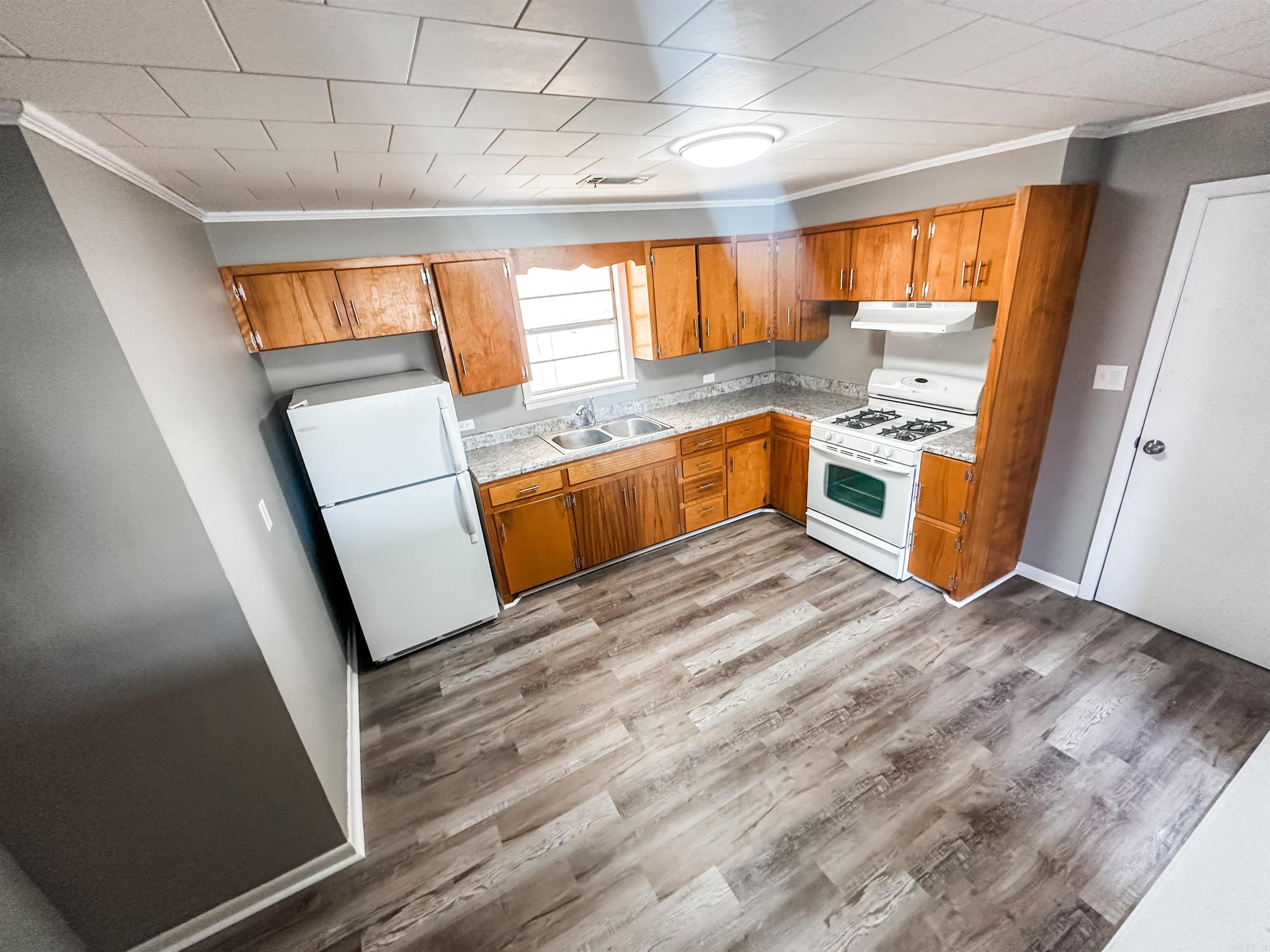 Hayden Carter 1st - Residential