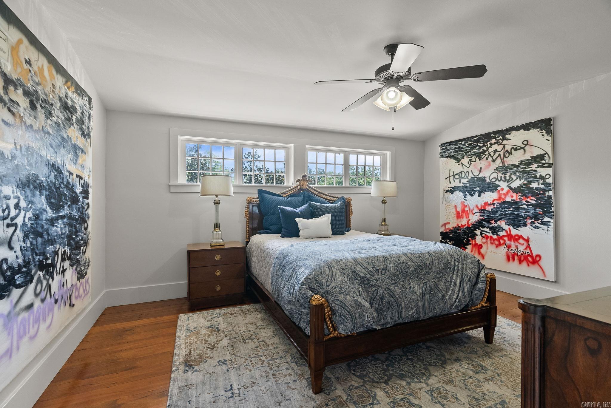 COUNTRY CLUB HGTS - Residential